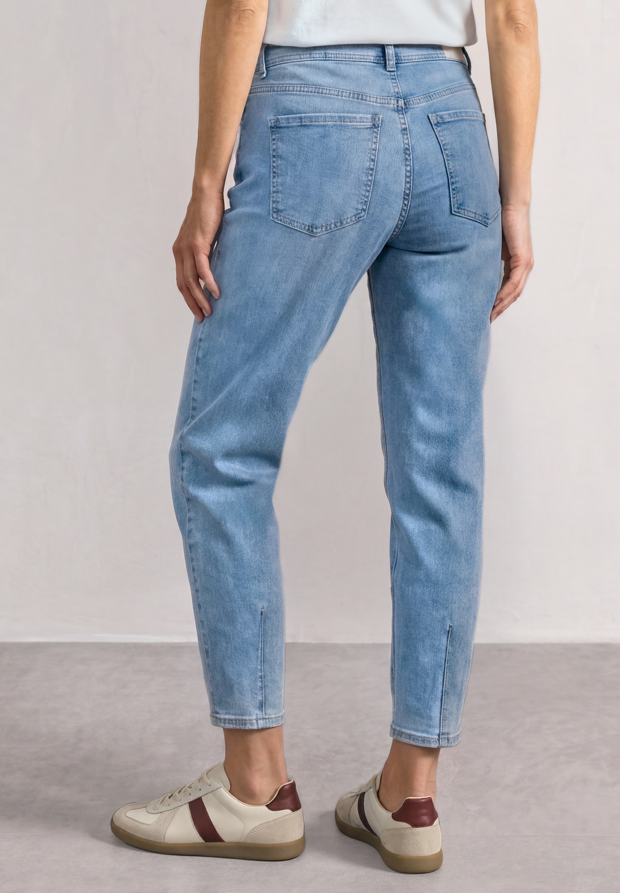 STREET ONE Jeans loose fit »Style Karlie« Pantalon évasé / avec viscose et stretch