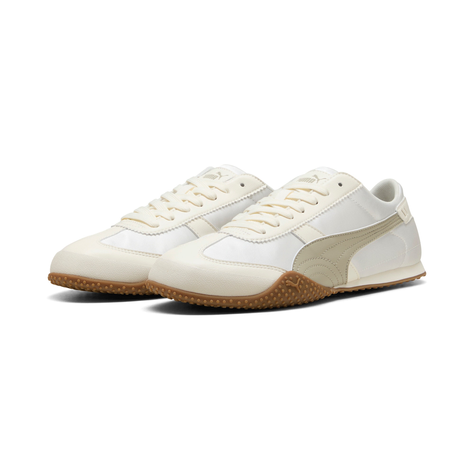 PUMA Sneakers »BELLA UT FC«  pour le quotidien, avec lacets, semelle extérieure en caoutchouc à profil léger