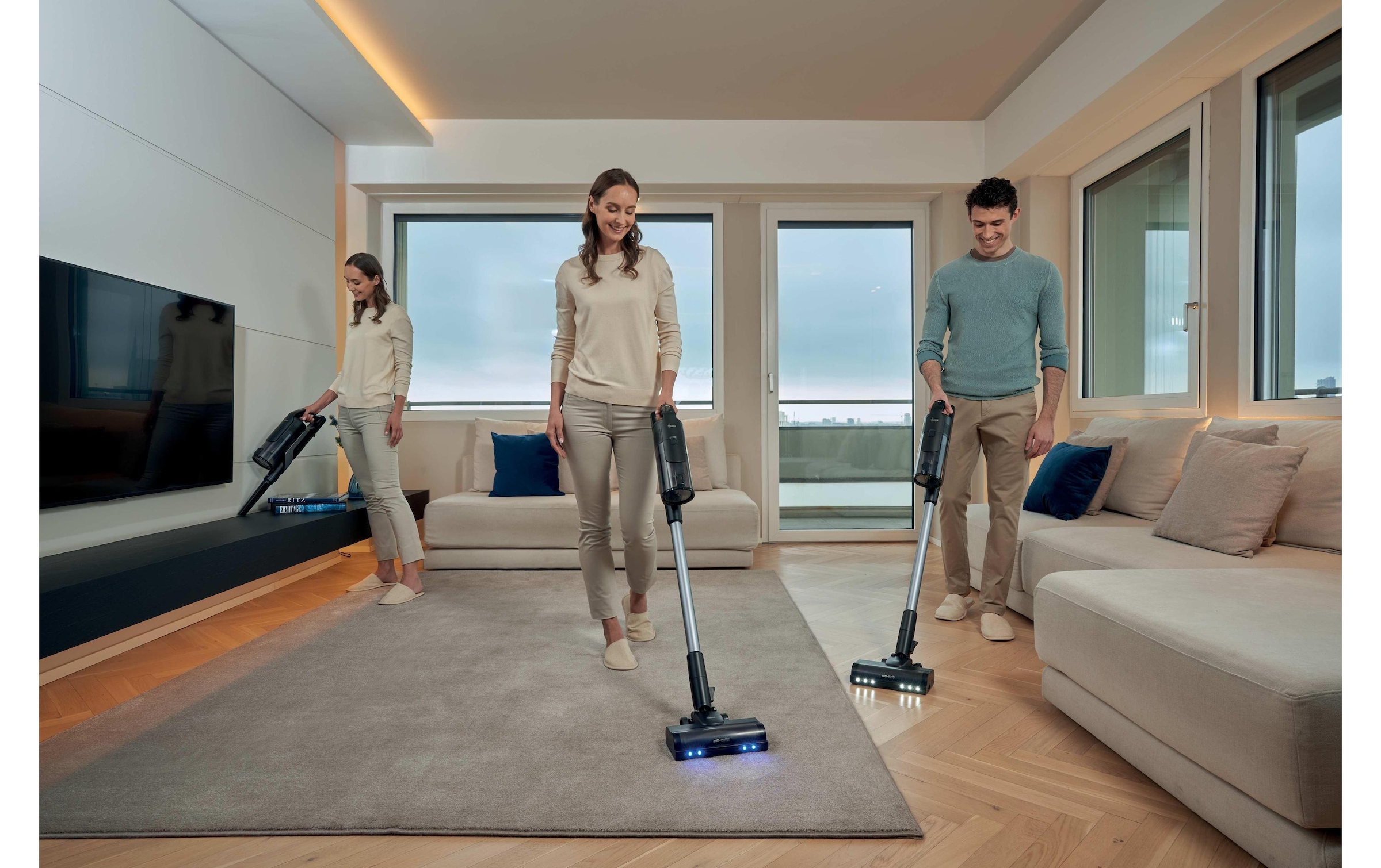 Hoover Aspirateur à main et à manche sans fil »HF610H 11« Kabelloser Staubsauger mit intelligenter Bodenerkennung