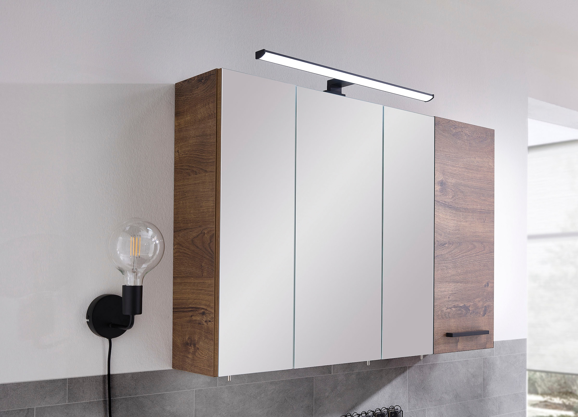 Saphir Hängeschrank »Quickset 374 Wand-Badschrank, 1 Tür, 2 Einlegeböden, inkl. Türdämpfer« Badezimmer-Hängeschrank, 30 cm breit, Eiche Ribbeck quer Nachbildung