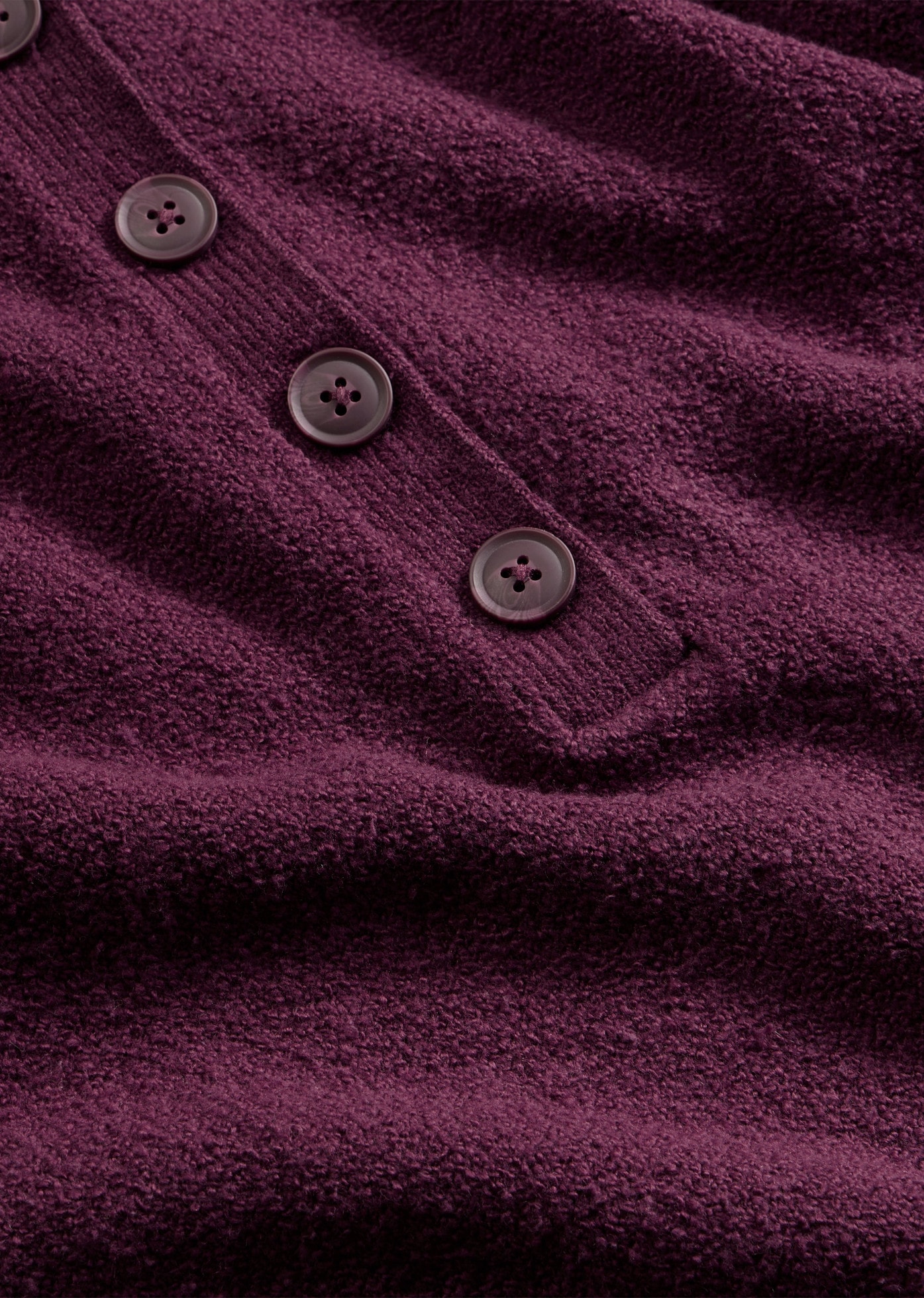 bonprix Pull en tricot avec boutons, coupe décontractée, style casual
