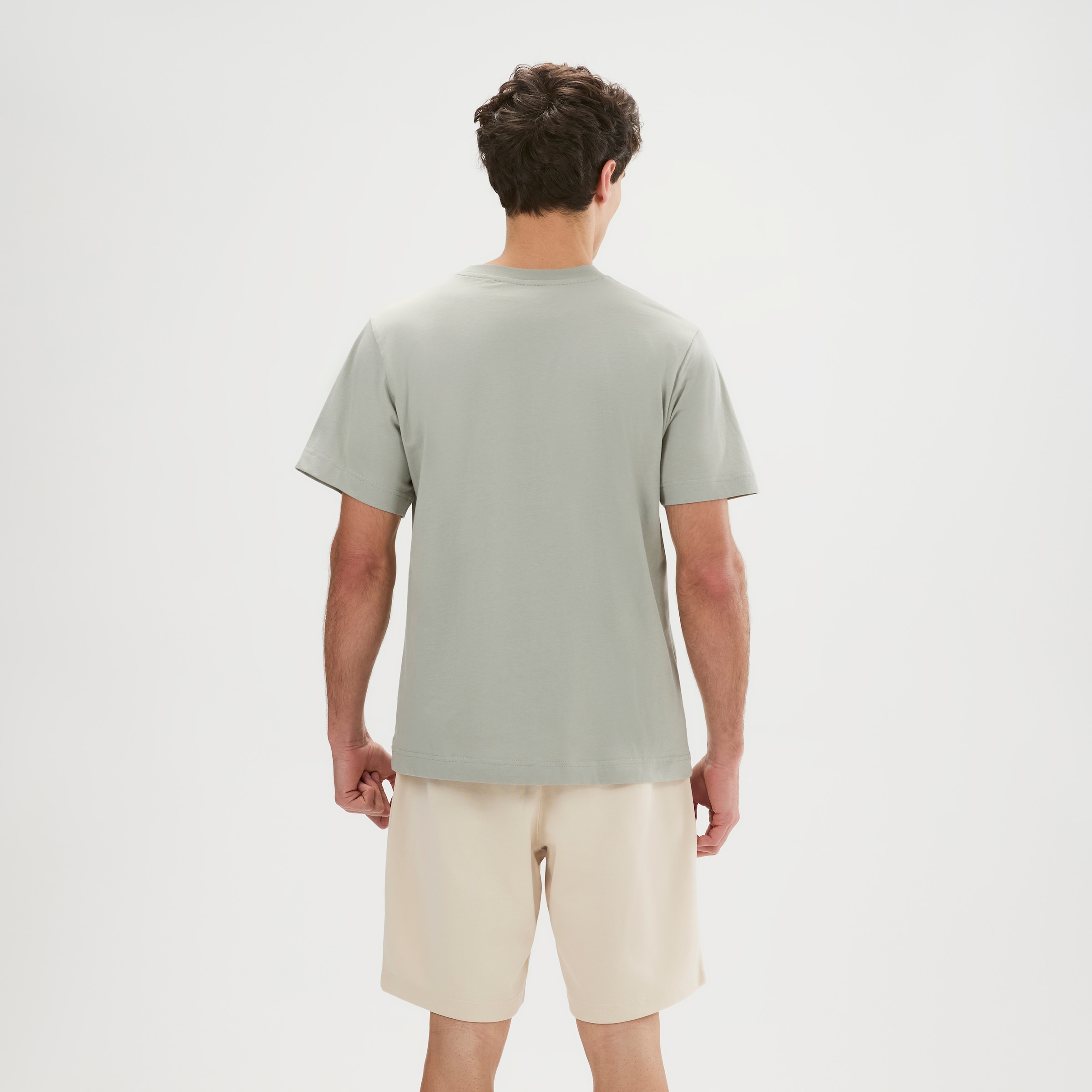 Ellesse T-shirt »FLORAN TEE« avec col rond, design à manches courtes, en coton, longueur normale