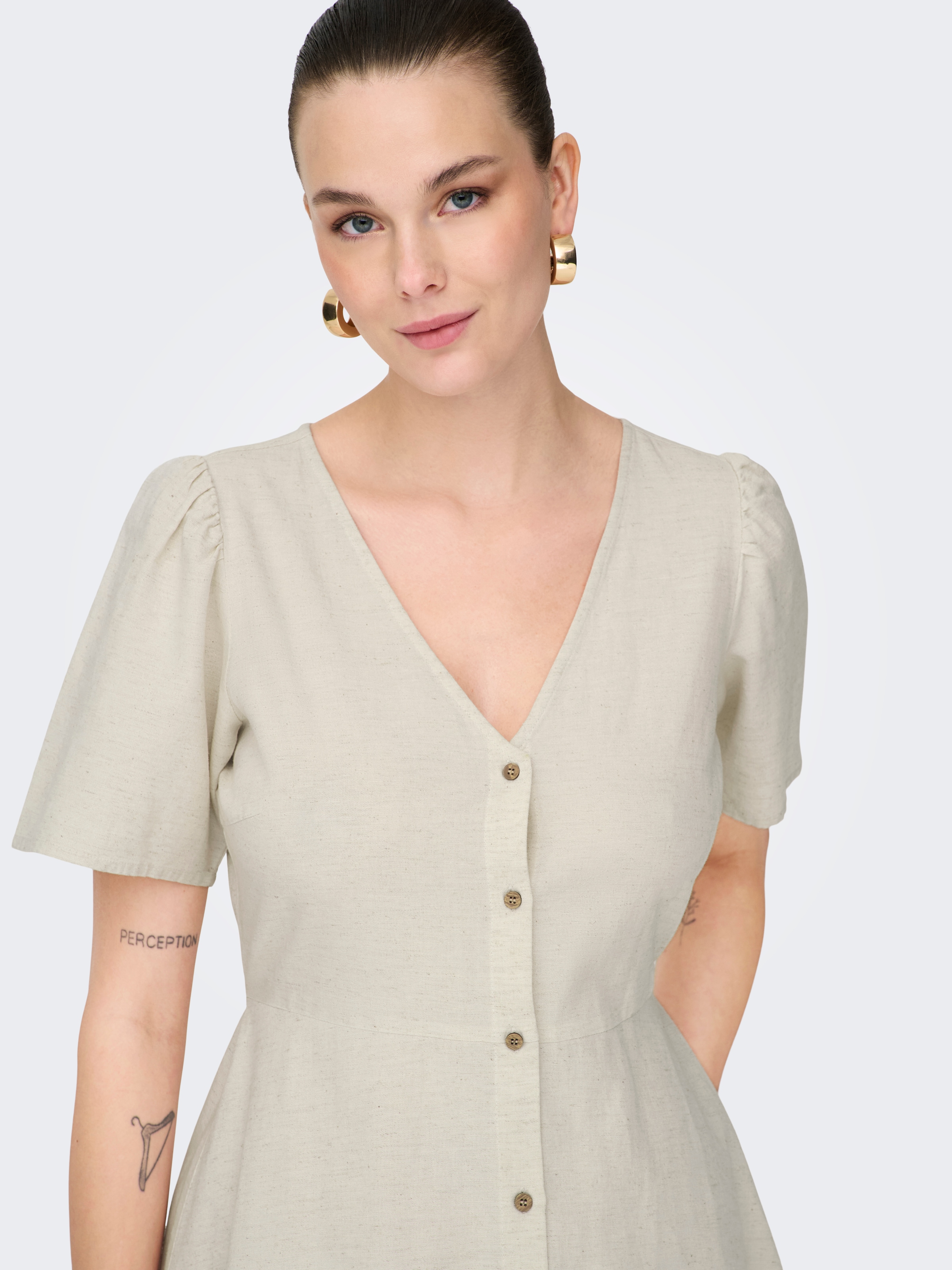ONLY Mini-robe »ONLVITA LIFE S/S SHORT DRESS NOOS WVN« mélange viscose, coupe régulière