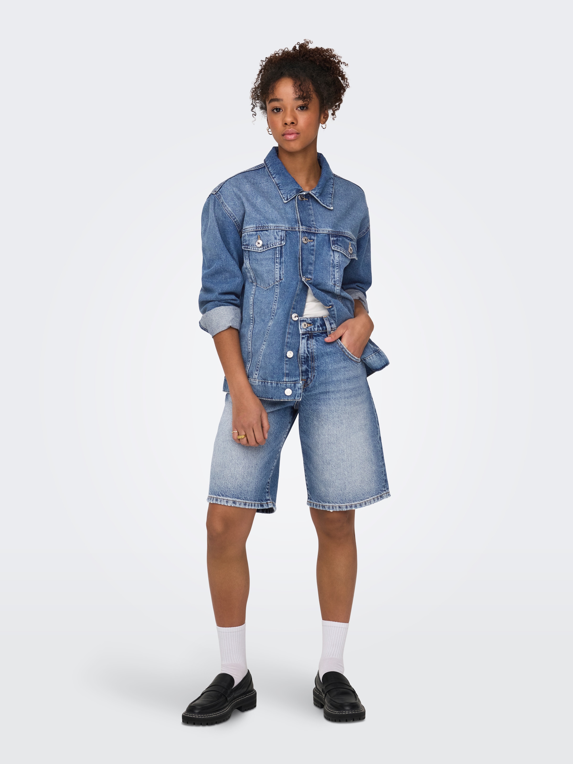 ONLY Bermuda en jean »ONLMATE REG BAGGY LONG SHORTS DNM NOOS« Coton, taille régulière