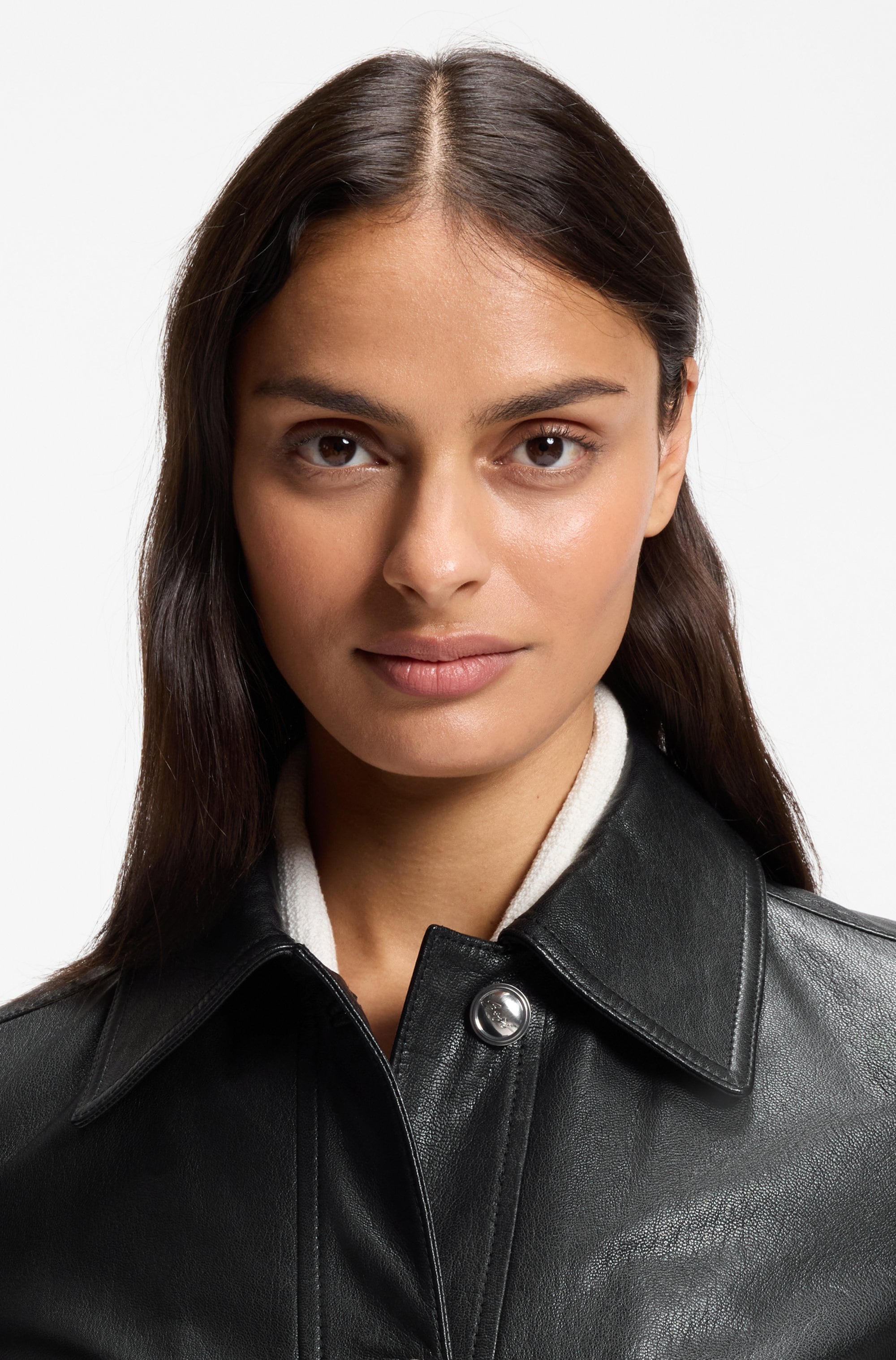 BOSS ORANGE Veste en cuir »Sakara Premium Damenmode« Avec col pointu et poches à rabat, coupe Regular