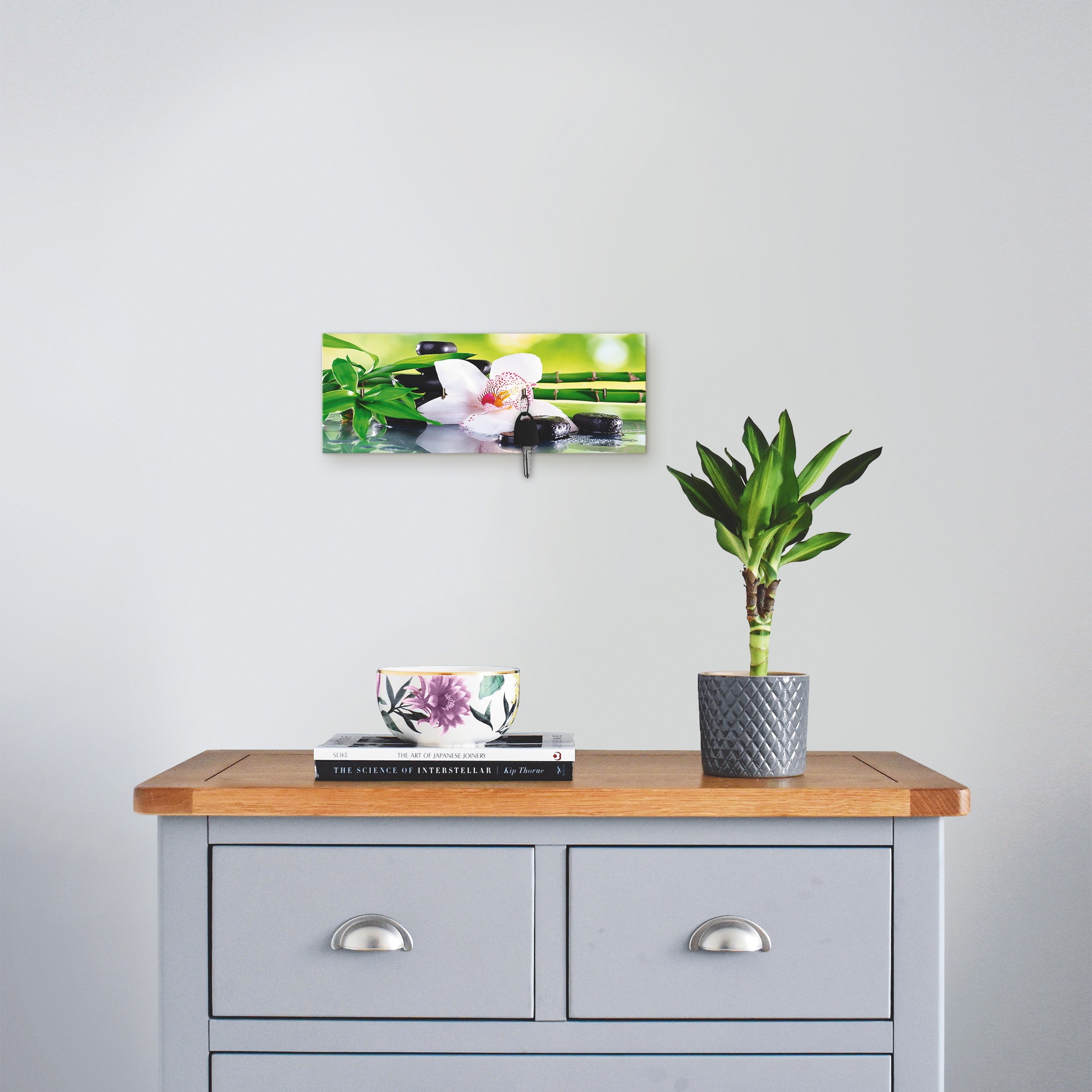 Image of Artland Hakenleiste »Spa Steine Bambus Zweige Orchidee«, aus Holz mit 4 Schlüsselhaken – Schlüsselboard, Schlüsselbretter, Schlüsselhalter, Schlüsselaufhänger für den Flur – Stil: Modern bei Ackermann Versand Schweiz