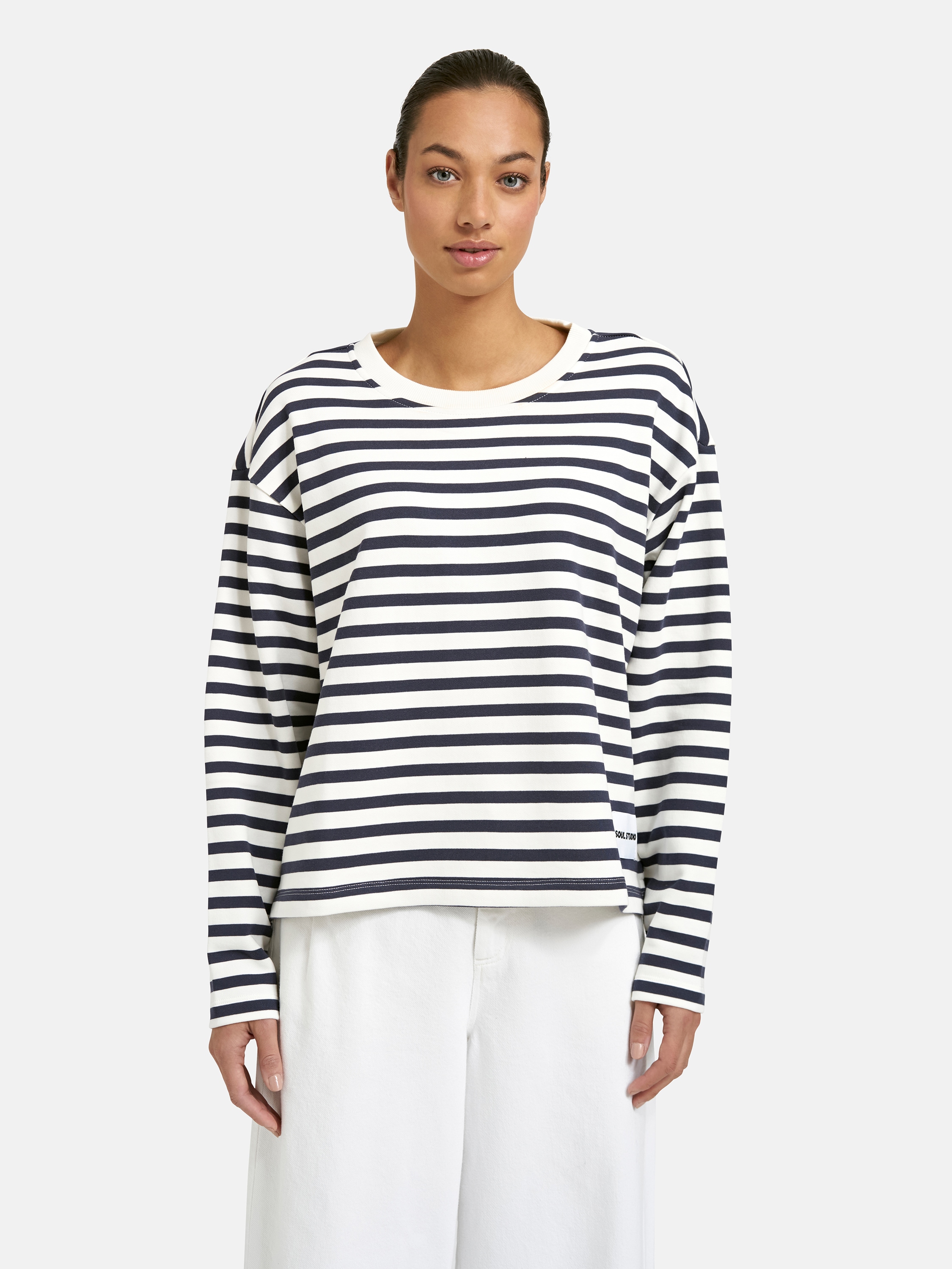Image of Smith & Soul Sweatshirt, mit Label-Aufnäher, Rundhals