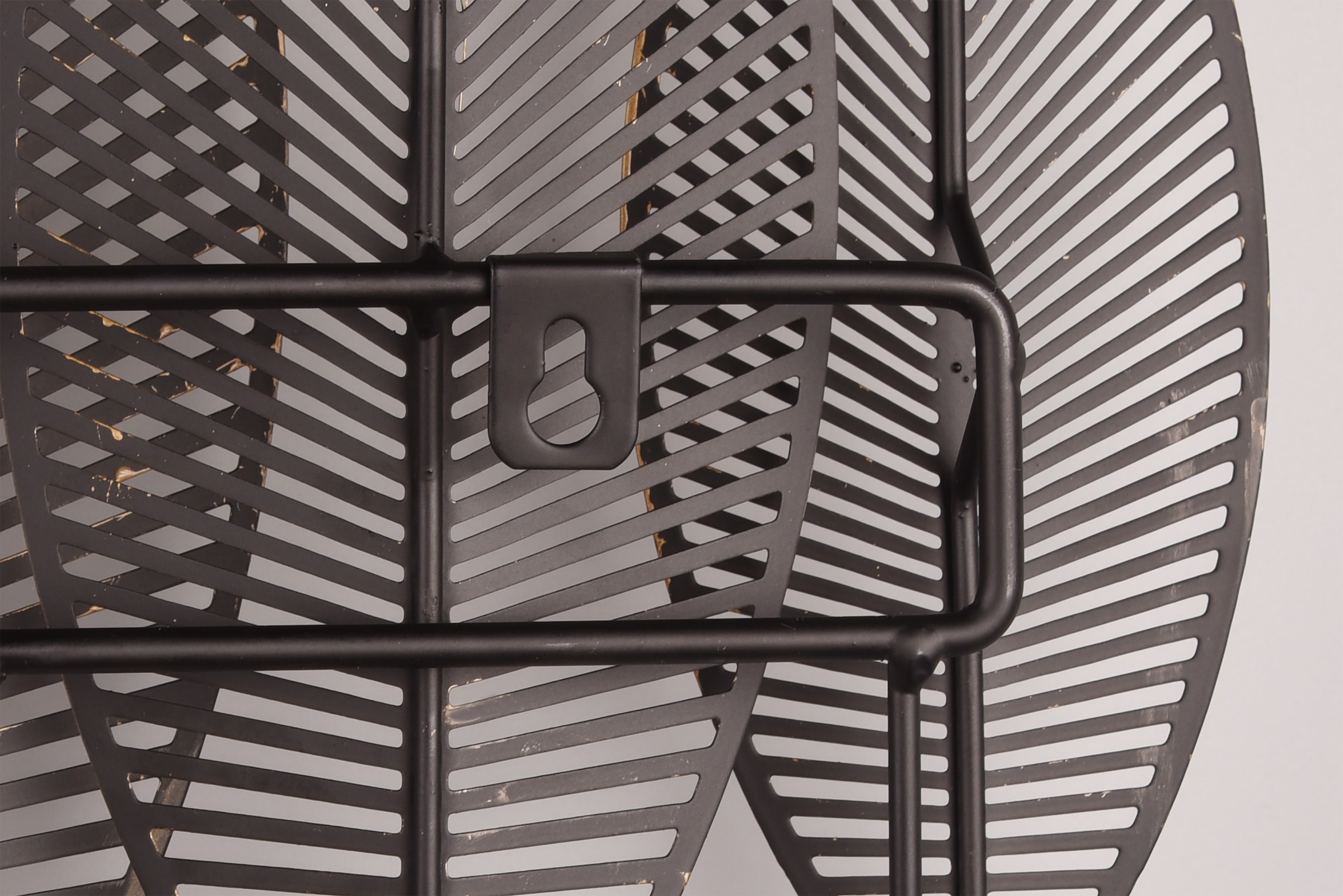 MIRRORS AND MORE Wandgarderobe »Alma« 1 Stk. tlg. Blatt-Design mit 5 Haken aus Metall
