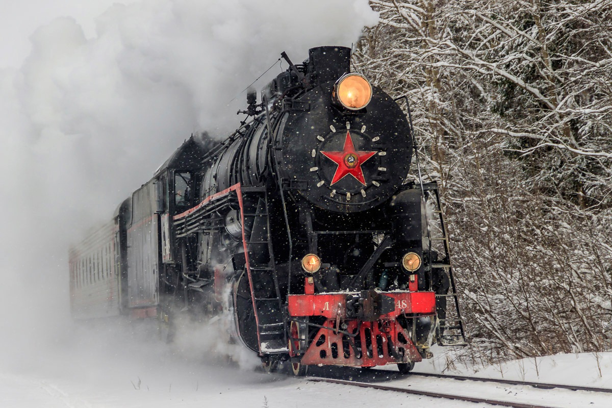 Image of Papermoon Fototapete "Alte Dampflokomotive"