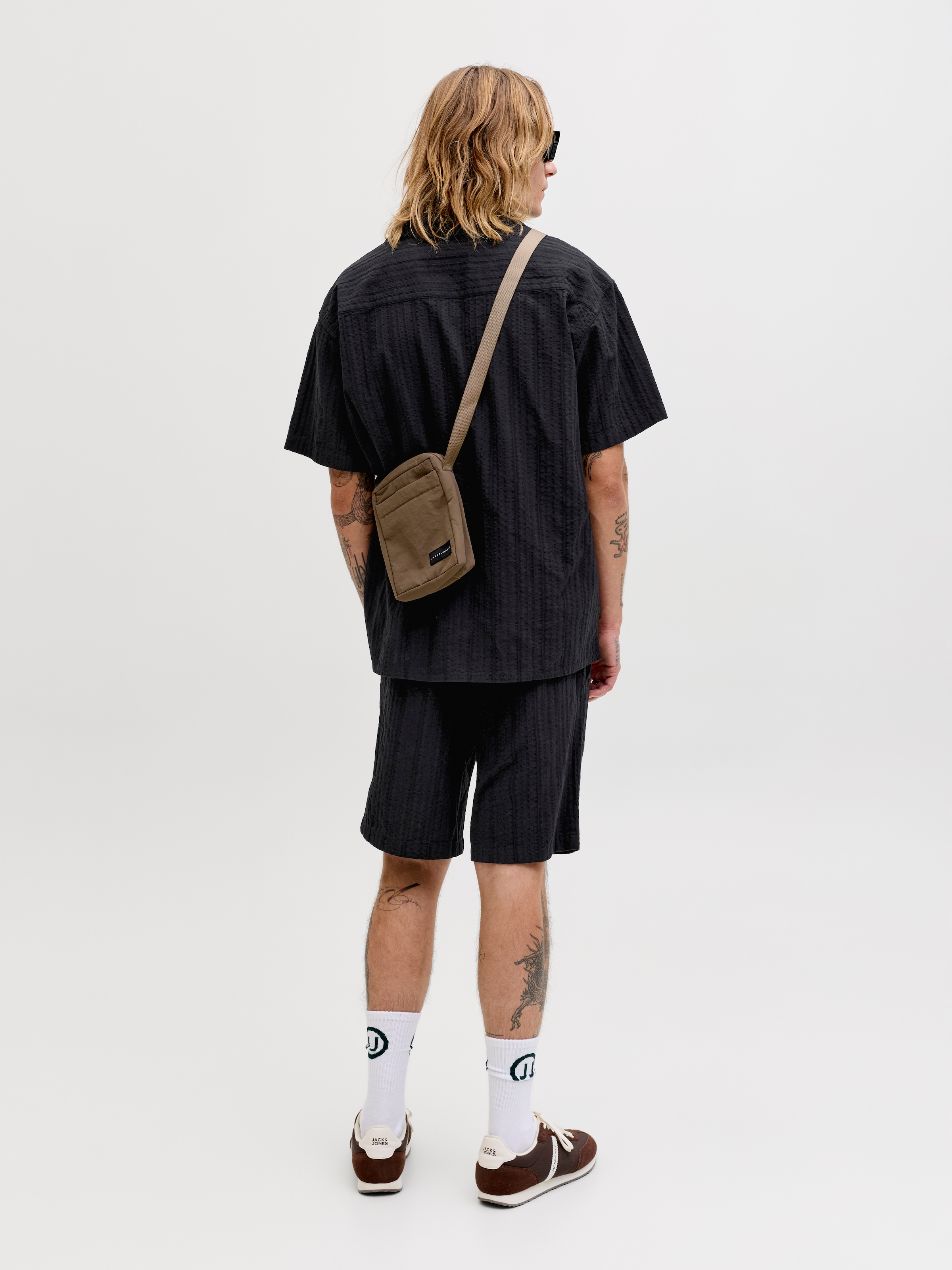 Jack & Jones Kurzarmhemd »JJETYSON RESORT SHIRT SS SN« mit Resort-Kragen