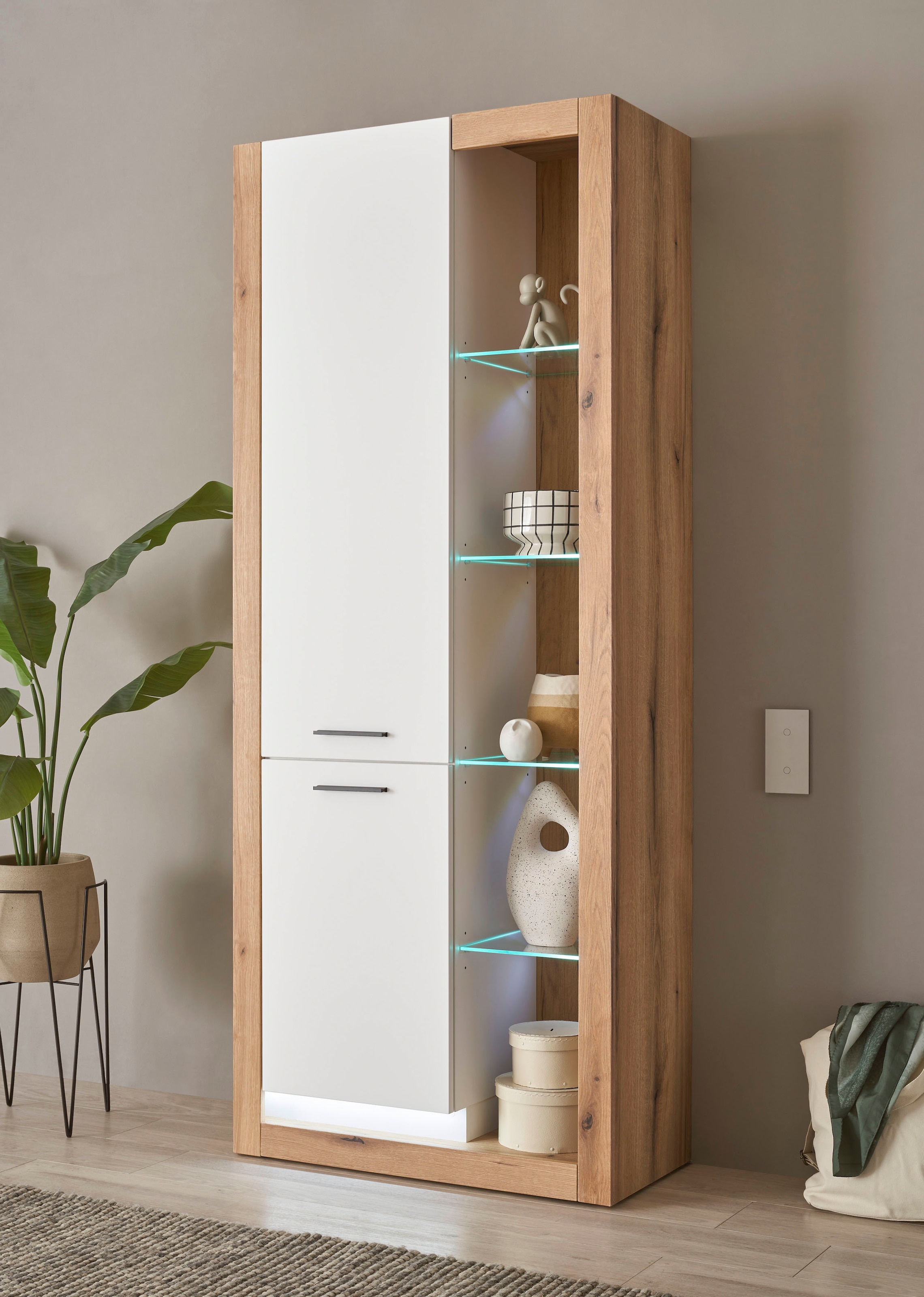 INOSIGN Wohnwand »Brixen, moderne Anbauwand, Wohnzimmer-Set, Eiche Evoke Dekor mit Weiss«, (Set, 4 St.), enthält Stauraumelemente, Lowboard und Wandboard
