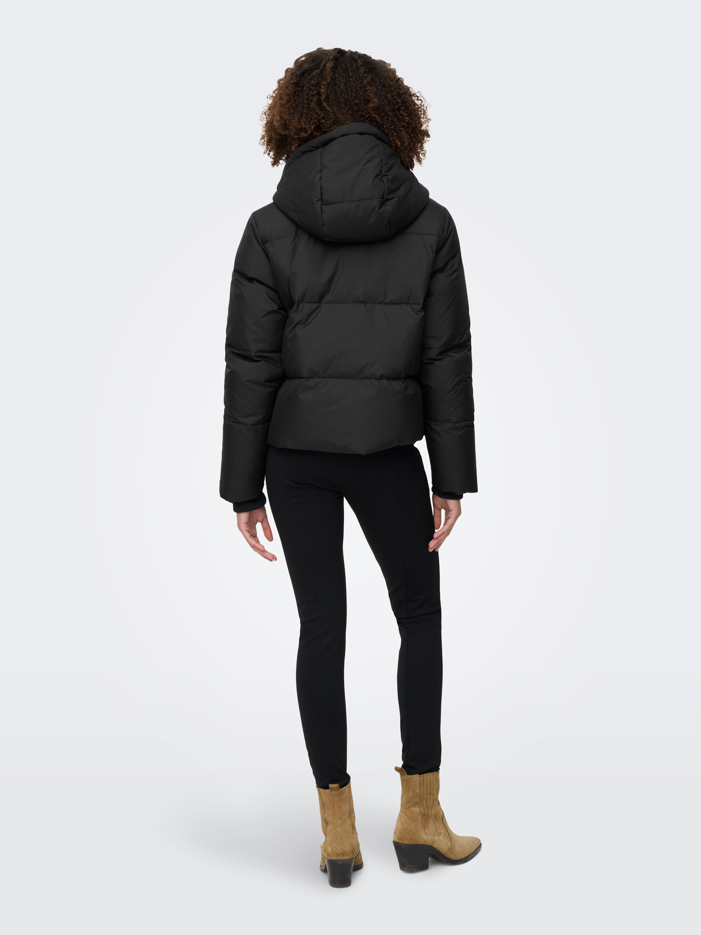 ONLY Steppjacke »ONLALICE SHORT DOWN JACKET NOOS OTW« mit Kapuze