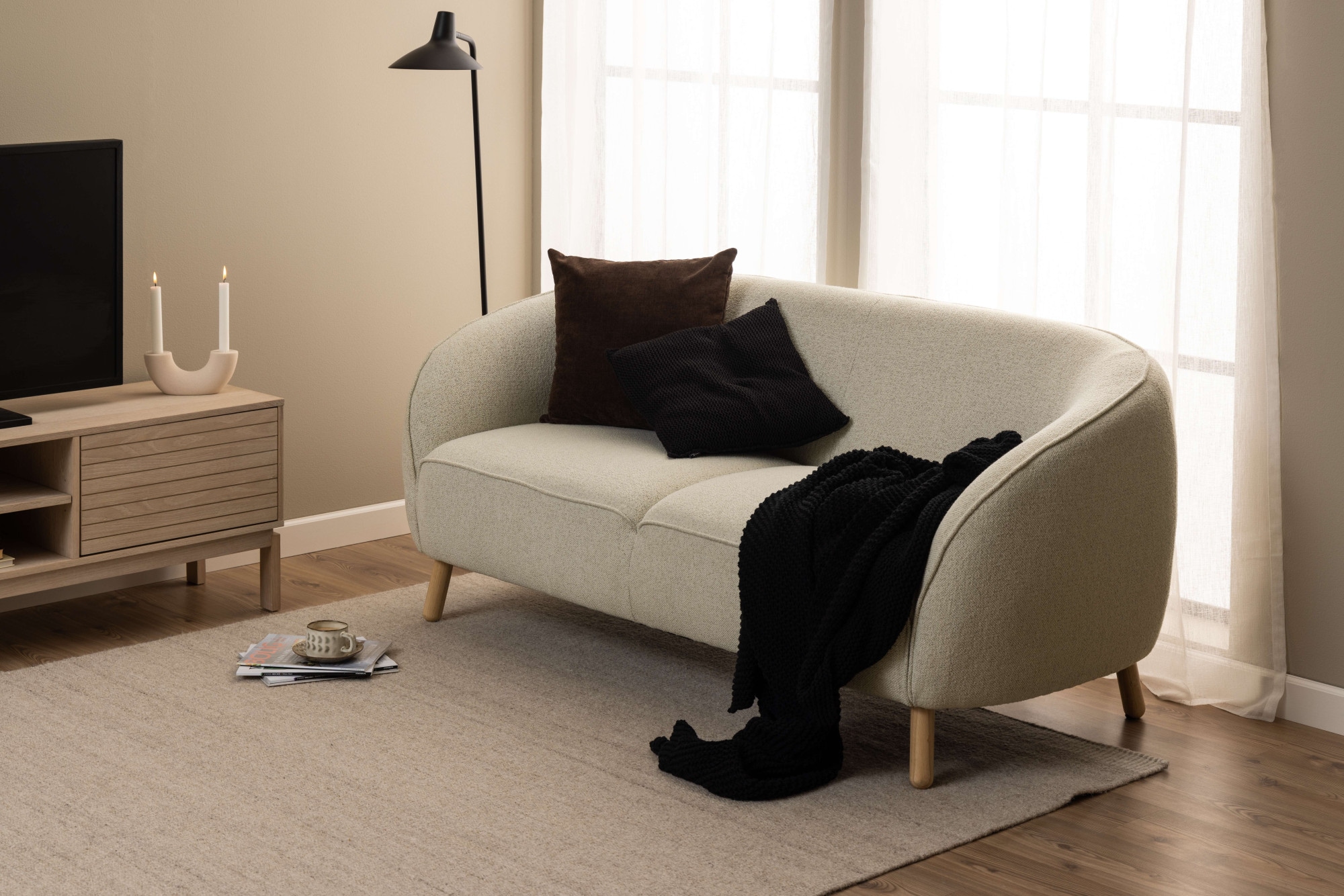 ACTONA GROUP »Linley TV-Tisch, Lowboard, Fernsehtisch,« Eichenfurnier, 2 Türen, 2 Einlegeböden, Lamellenfront, B: 160cm