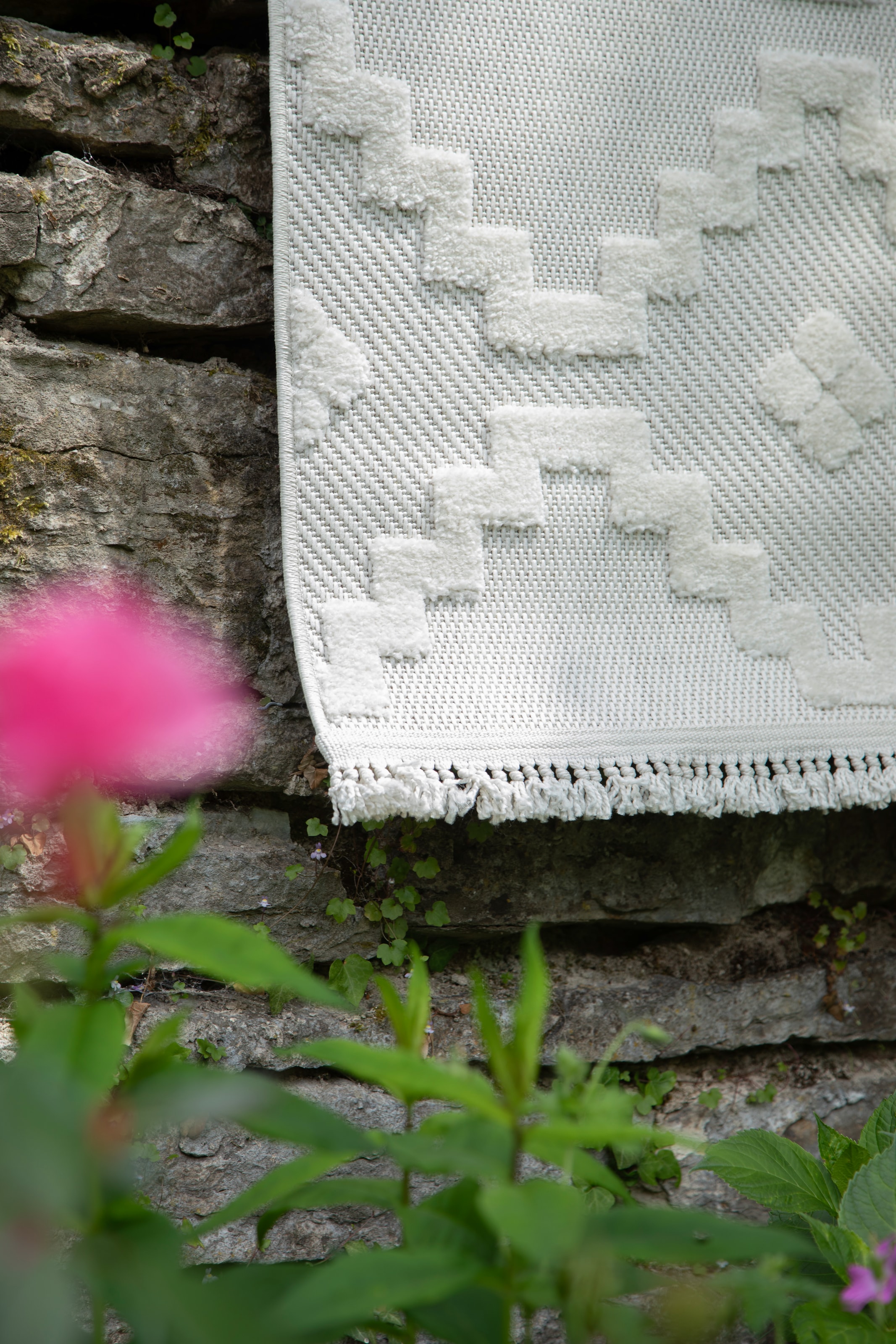 SCHÖNER WOHNEN-Kollektion Tapis »Summer 6352« Rectangulaire 6 mm Höhe In- und Outdoor geeignet, Hoch Tief Struktur, Robuster Teppich