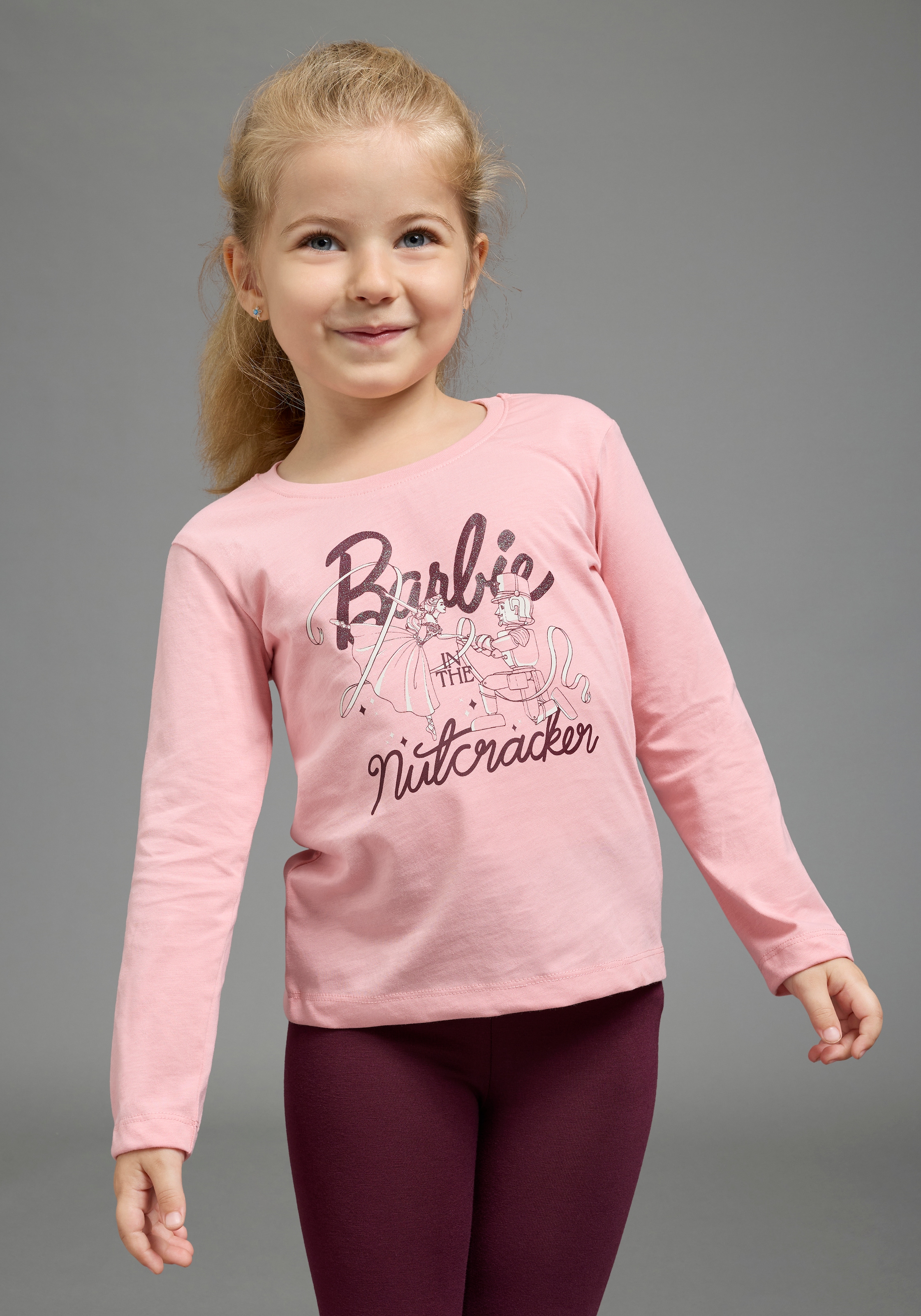 Image of KIDSWORLD Langarmshirt "BARBIE Glitzerdruck Shirt, Mattel" BARBIE Nussknacker Shirt, hüftlange Basic-Passform, Langarm-Design