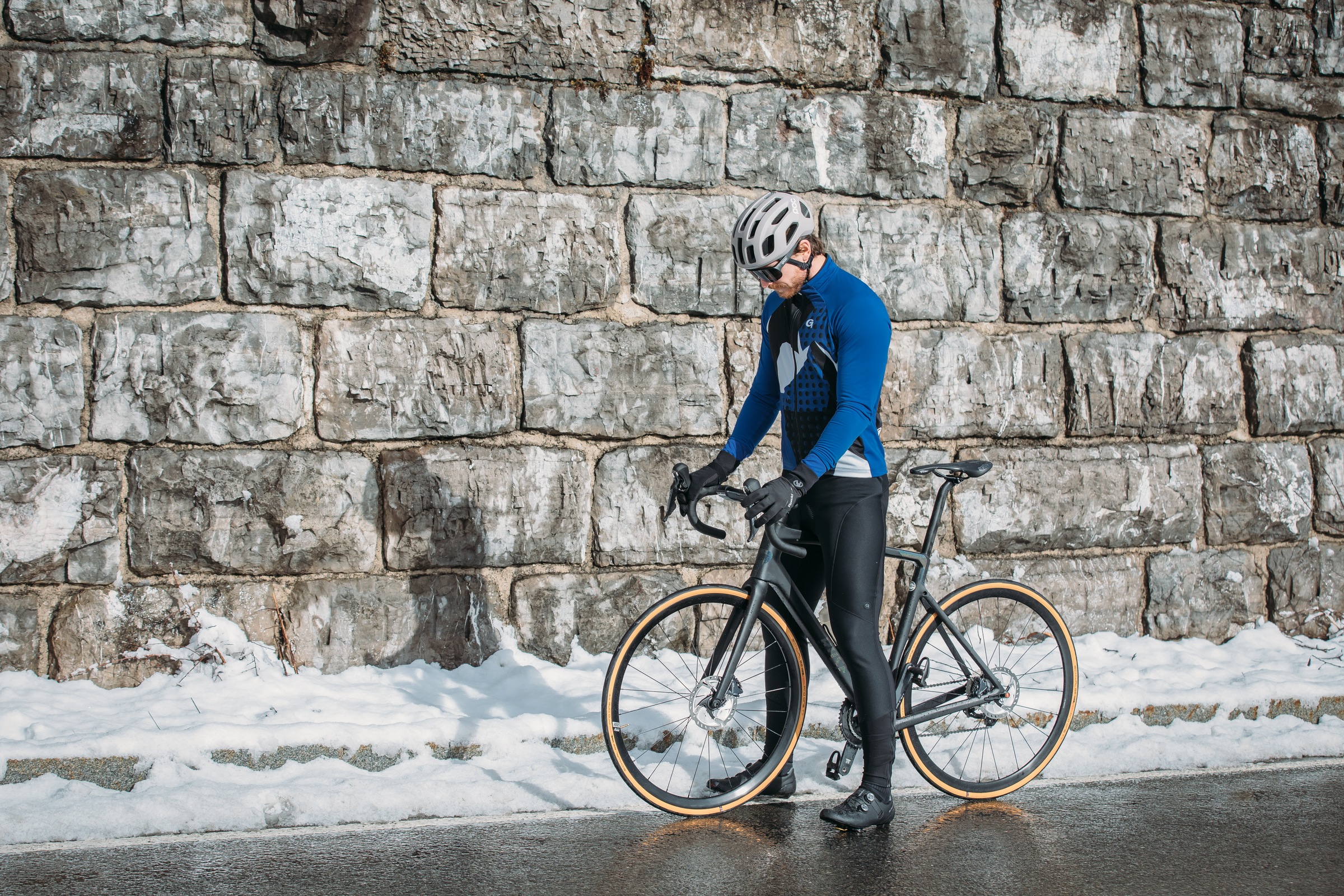 Gonso Fahrradhose »Montana Bib 2«, Winddicht, wasserabweisend, hohe Wärmeisolation
