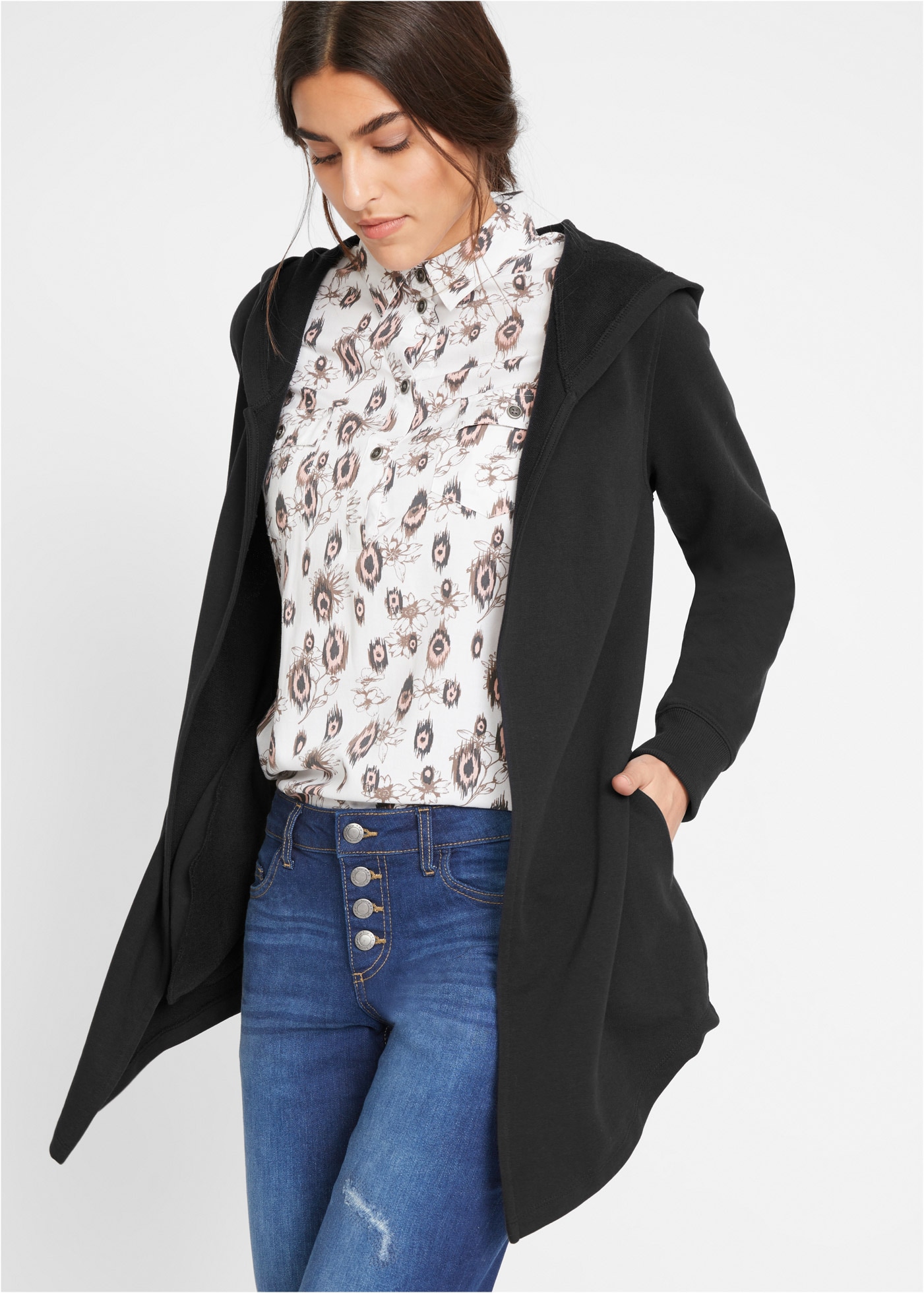 Image of bonprix Sweatjacke mit Kapuze, für vielseitige Alltagslooks, schmale Passform