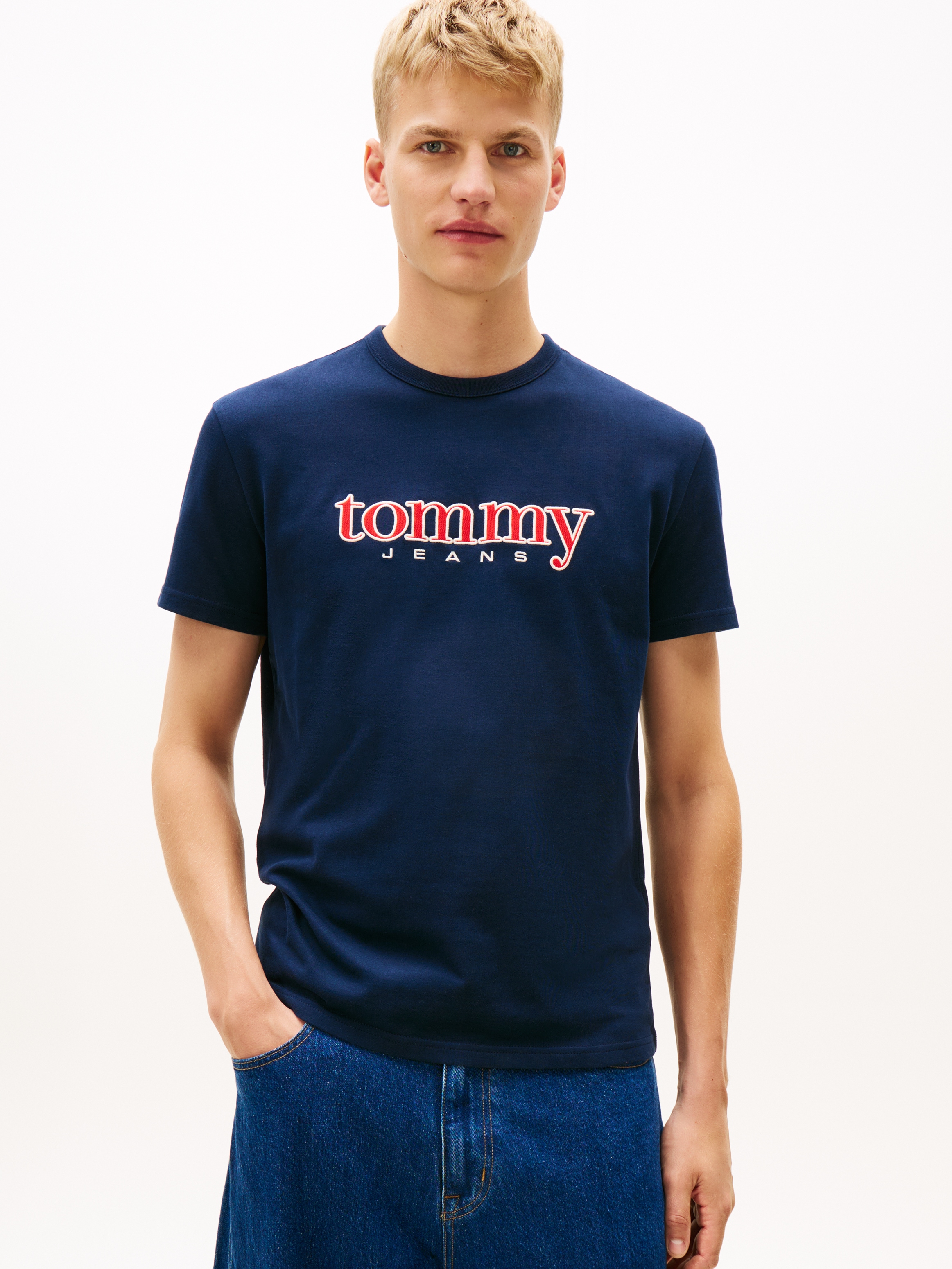 Image of Tommy Jeans T-Shirt "TJM REG APPLIQ GRAPHIC"
