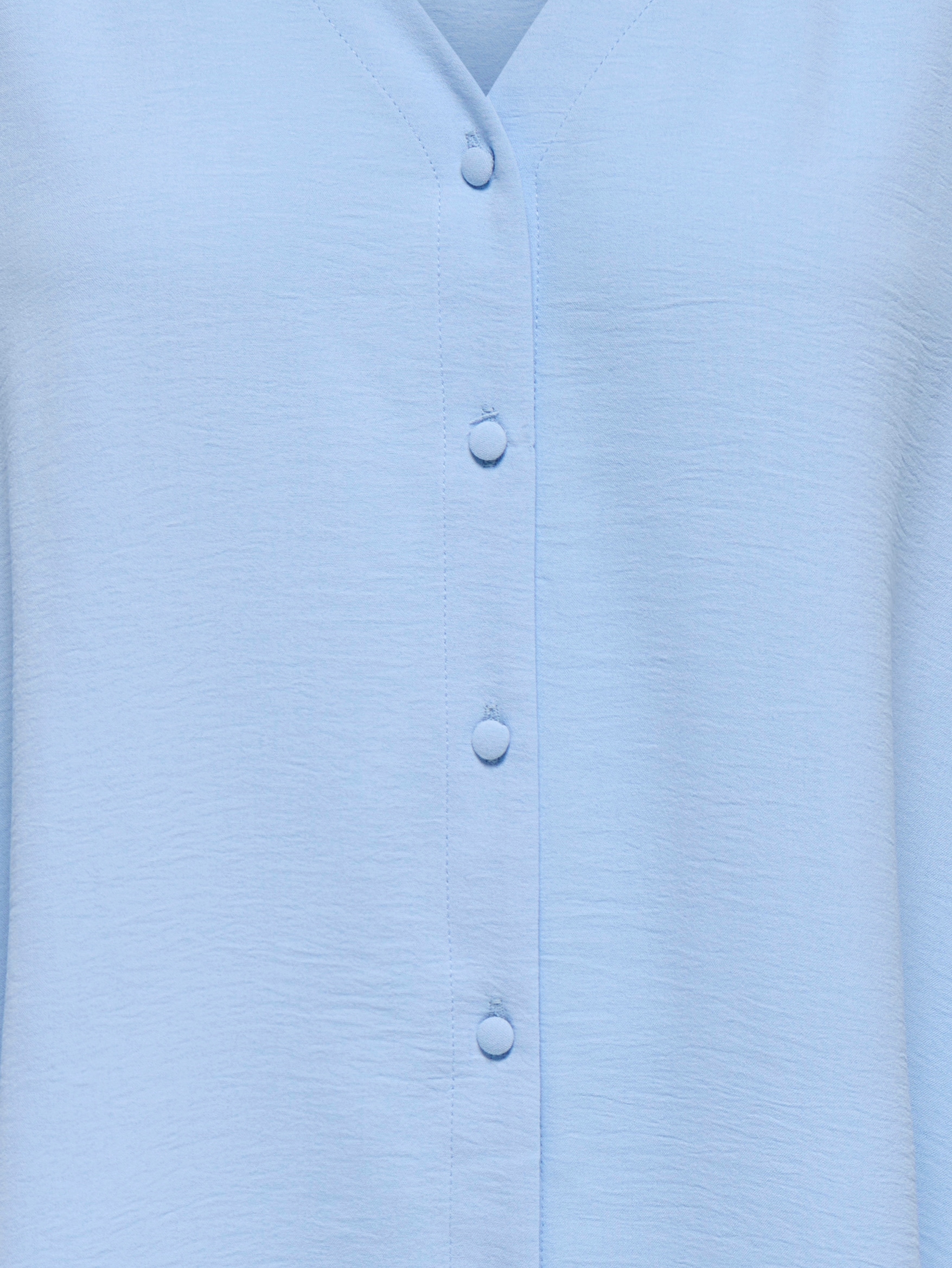 ONLY Chemisier à chemise »ONLJANA METTE V-NECK LS SHIRT NOOS WVN«