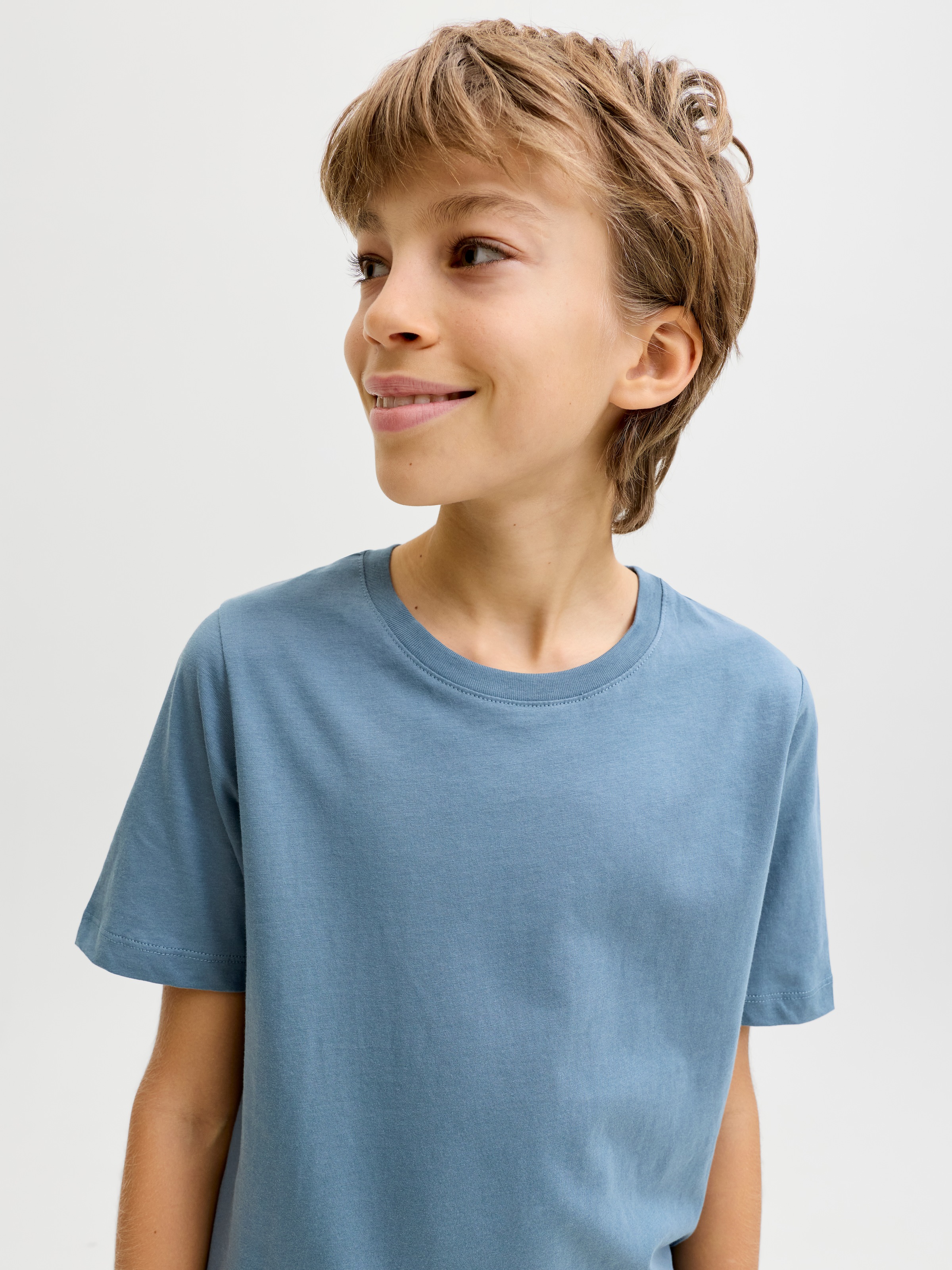 Jack & Jones Junior Shirt à col rond »JJEORGANIC figurbetont, atmungsaktiv, kombinierbar« uni, décontracté, slim fit, jersey, col rond
