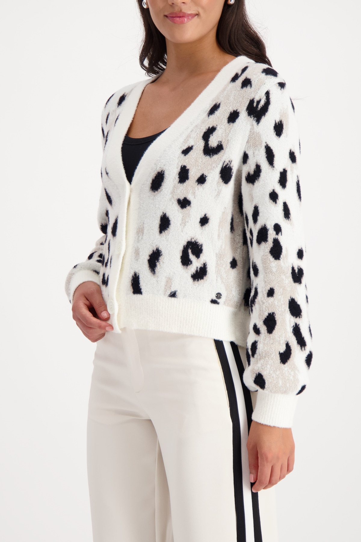 Monari Strickjacke »Jacke Strickjacke Leojacq.« Regular fit mit V-Ausschnitt