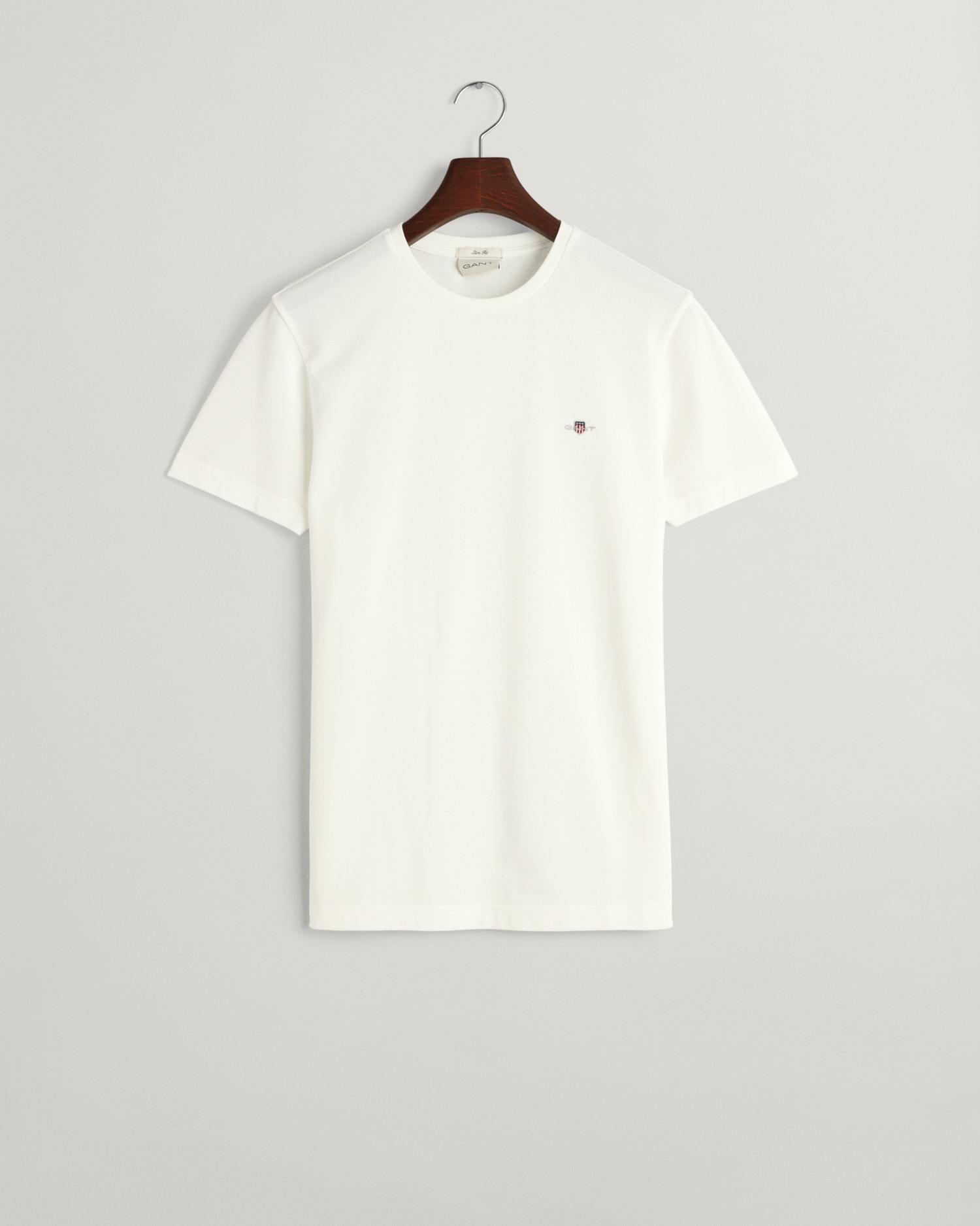 Gant T-Shirt »SLIM PIQUE SS T-SHIRT«, aufgestickte GANT-Wappengrafik auf der Brust