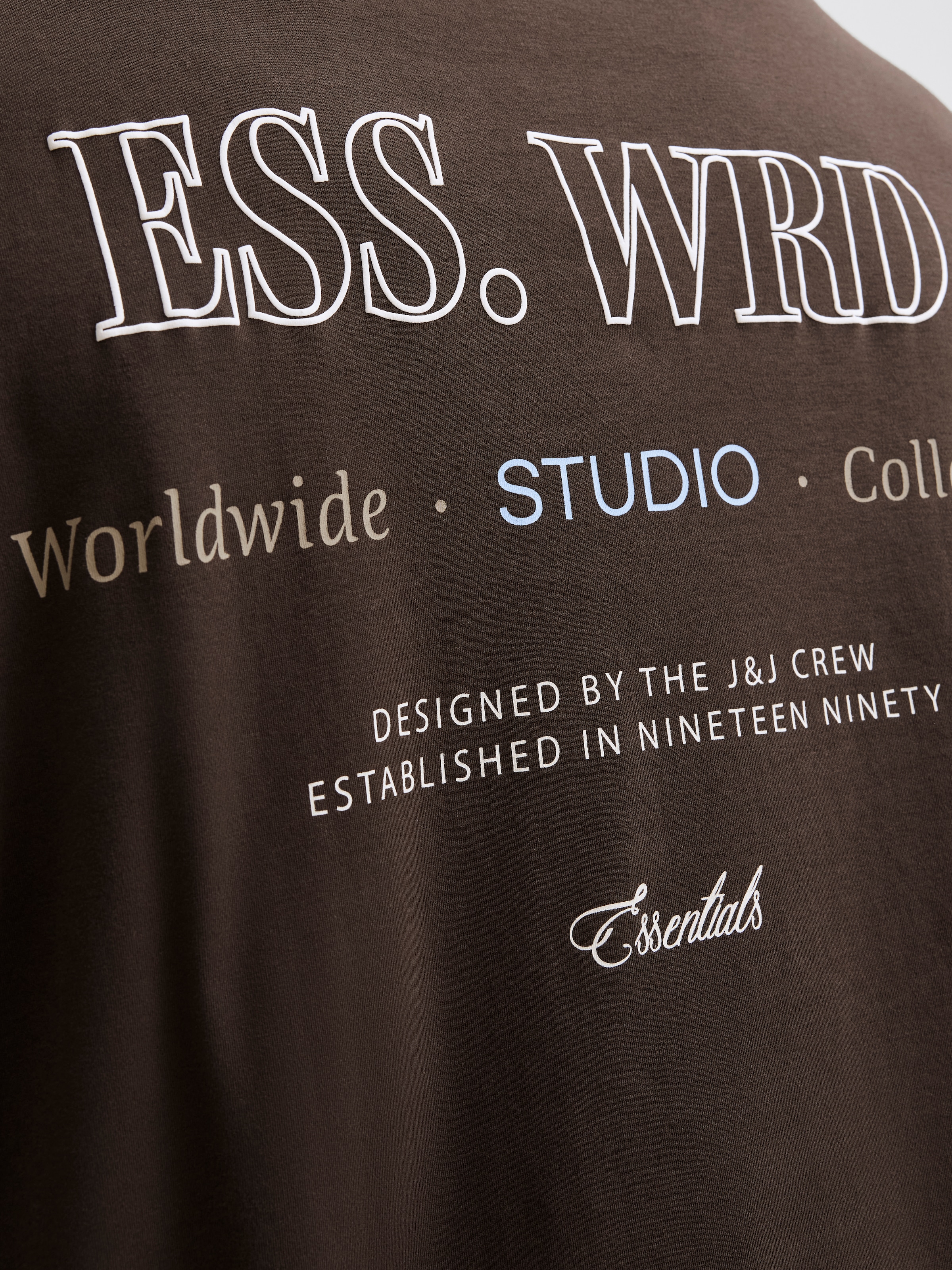 Jack & Jones PlusSize T-Shirt »JJEURBAN EDGE STUDIO TEE SS SN PLS«, mit Logobranding