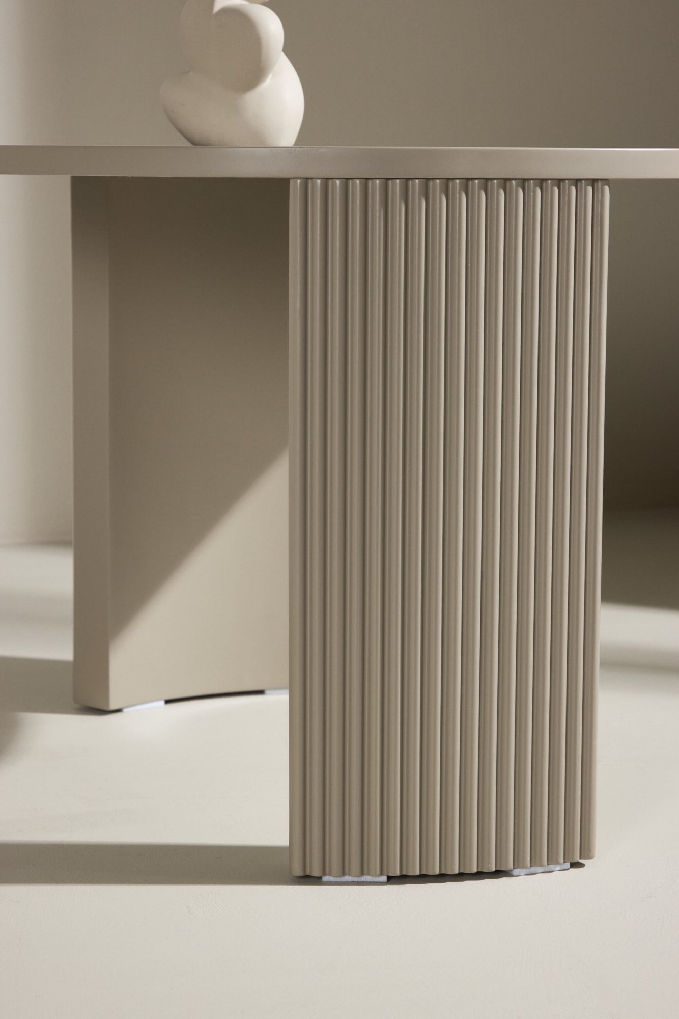 Venture Home Couchtisch Sofatisch, MDF, rund, abgerundet, kompakt, dezent, klassisch