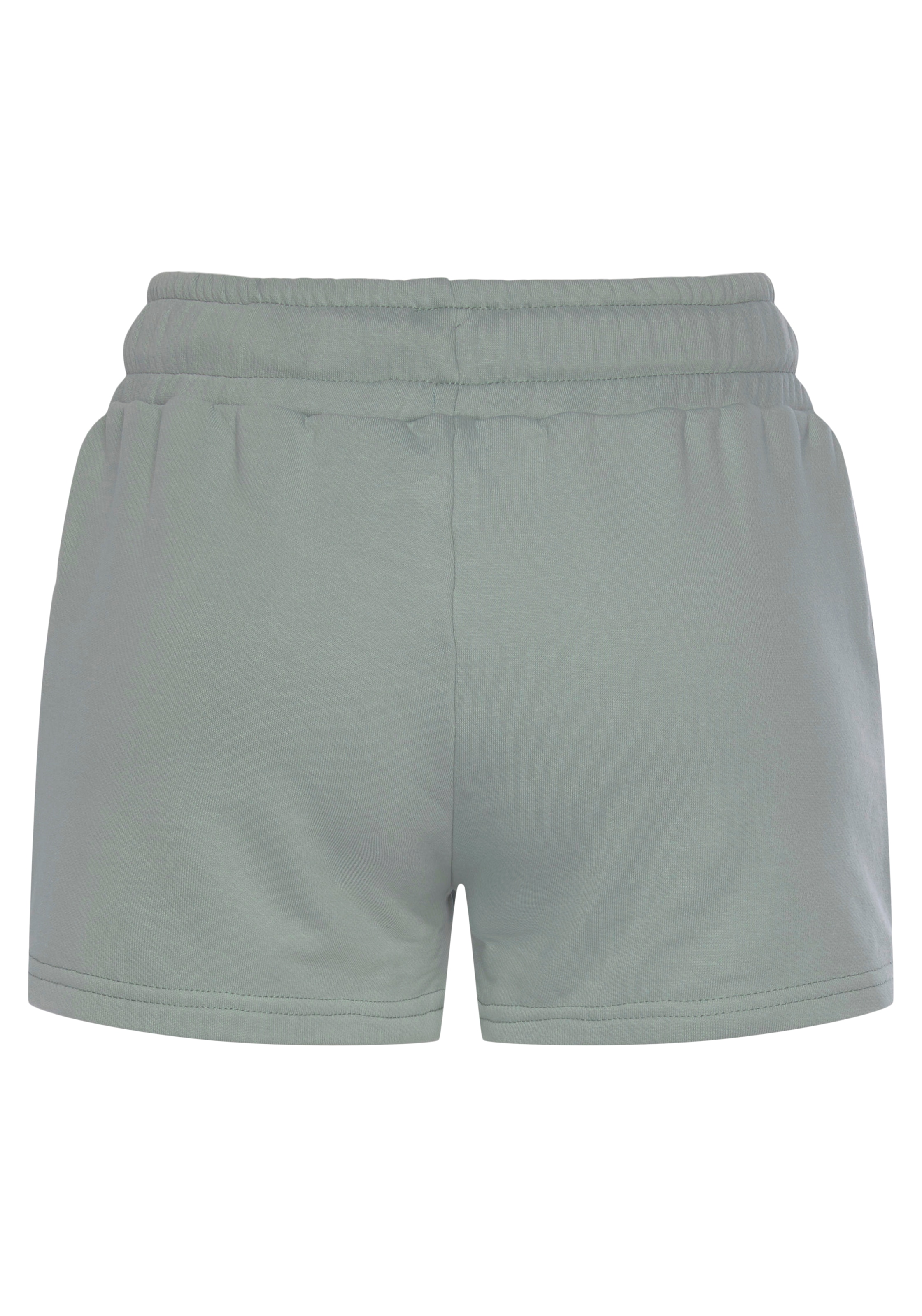 LASCANA Sweatshorts, aus organischer Baumwolle, Loungewear