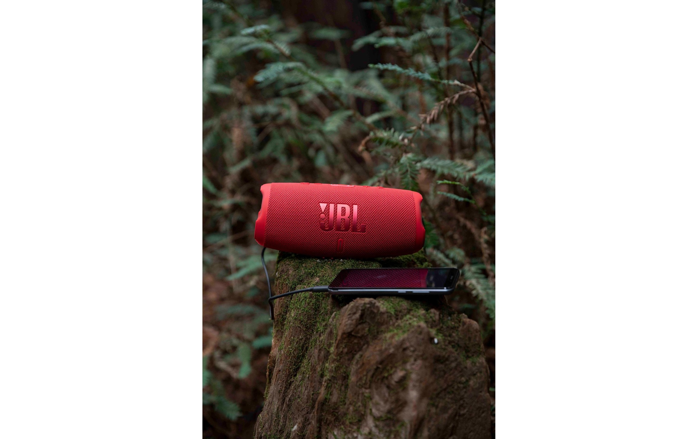 JBL Bluetooth-Speaker »Charge 5 Rot«
