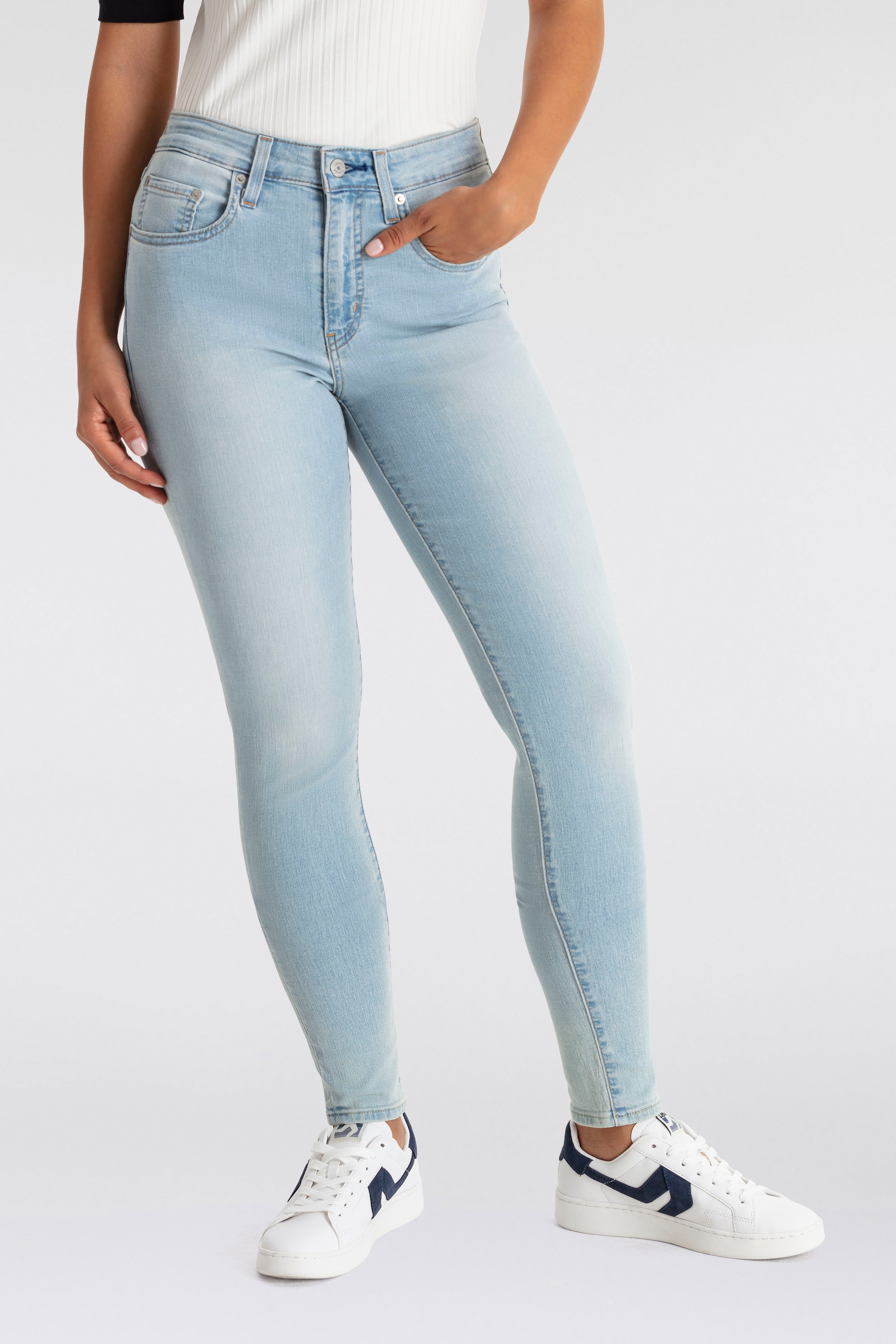 Levi's® Skinny-fit-Jeans »721 High rise skinny«, mit hohem Bund