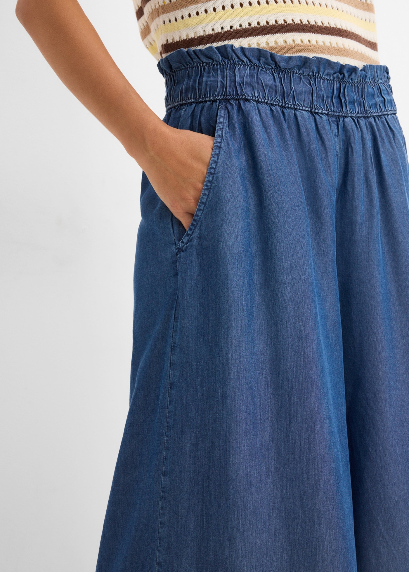 bonprix Palazzohose  in Jeansoptik, aus Lyocell, mit Komfortbund, Loose Fit