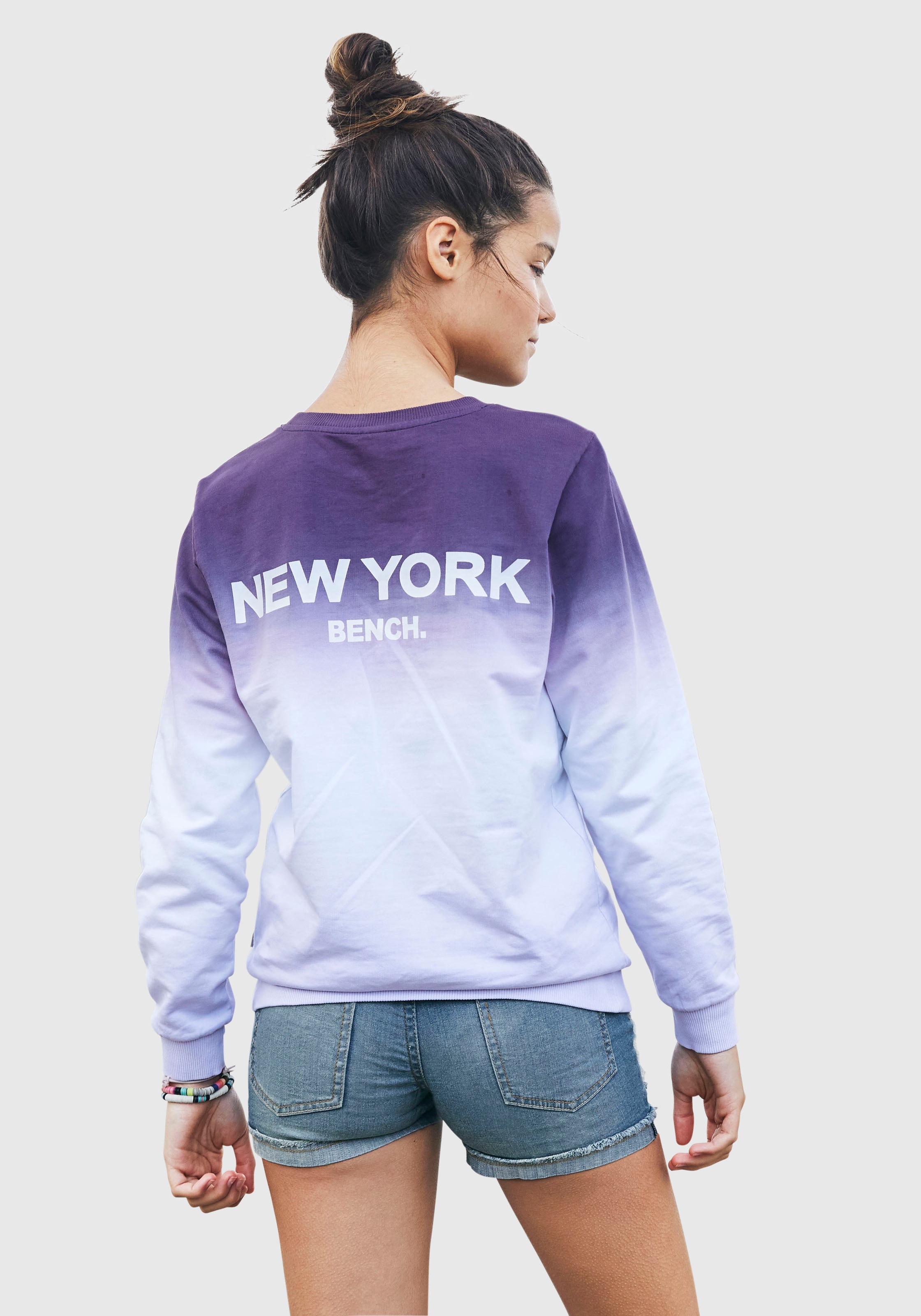 Image of Bench. Sweatshirt, weite Form mit grossem Rückenprint bei Ackermann Versand Schweiz