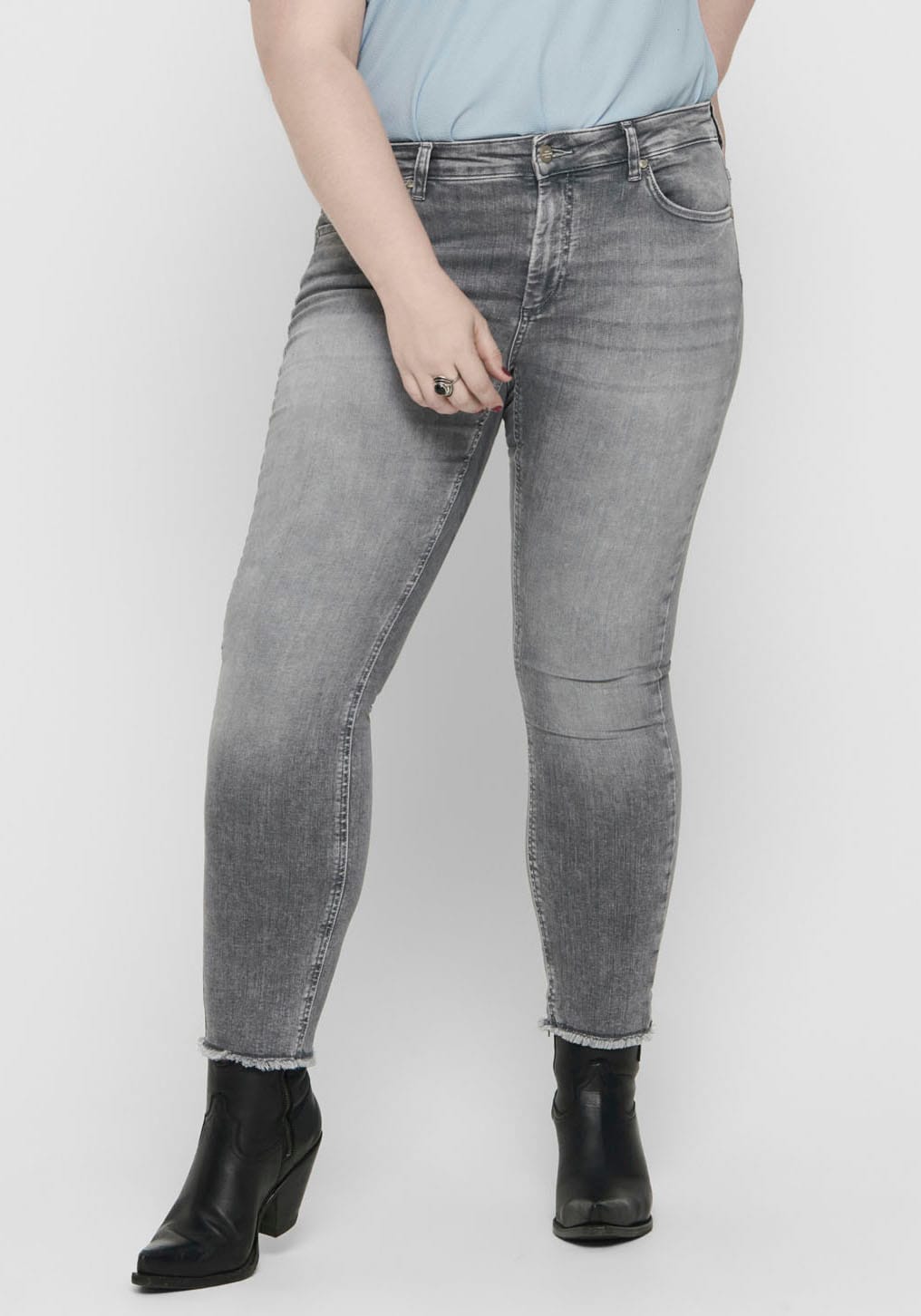 ONLY CARMAKOMA Skinny-fit-Jeans »CARWILLY REG SK ANK JNS«, in washed-out Optik-ONLY Carmakoma 1