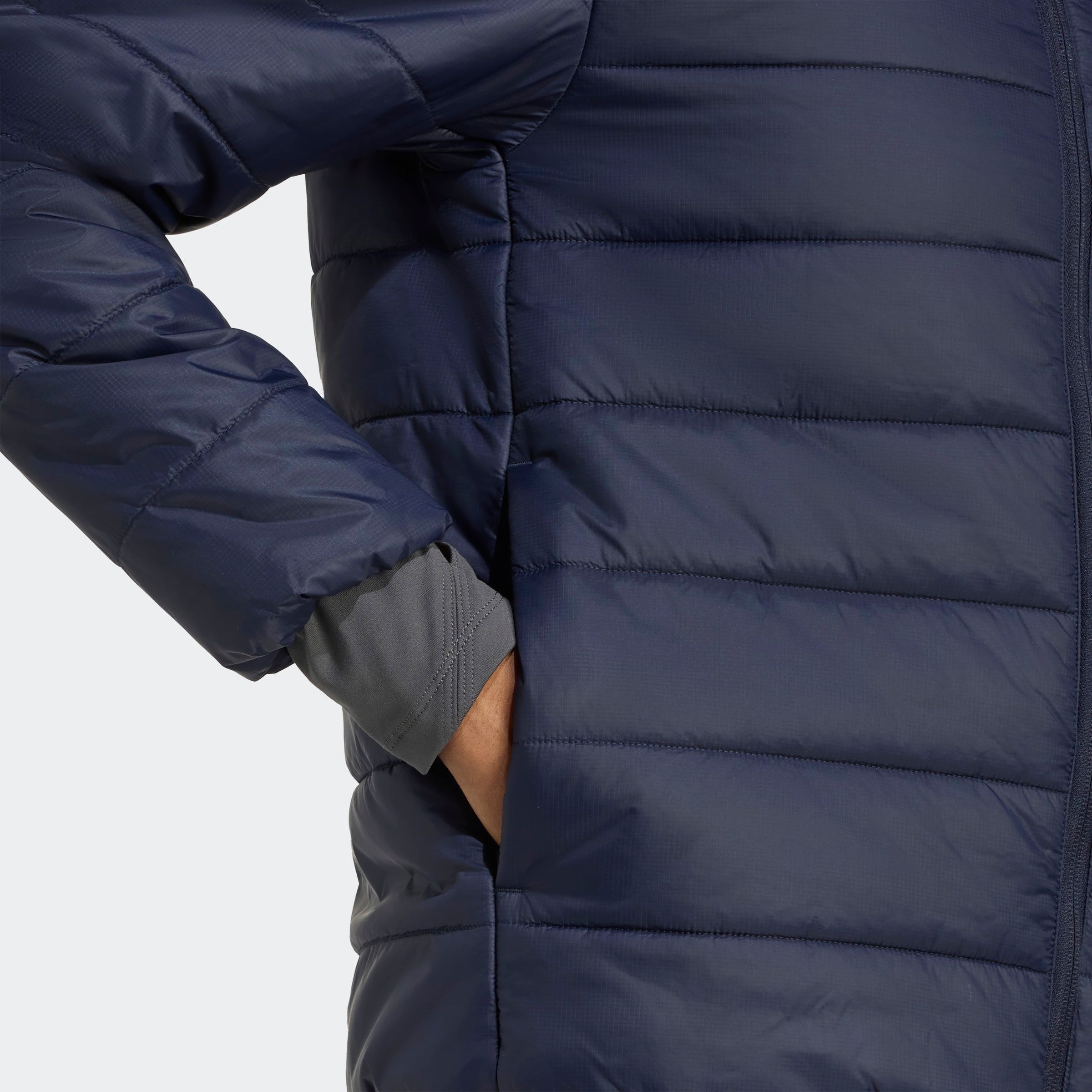 adidas TERREX Outdoorjacke »W MT ESS P HO J« mit Kapuze wärmend durch Climawarm Technologie, mit Kapuze