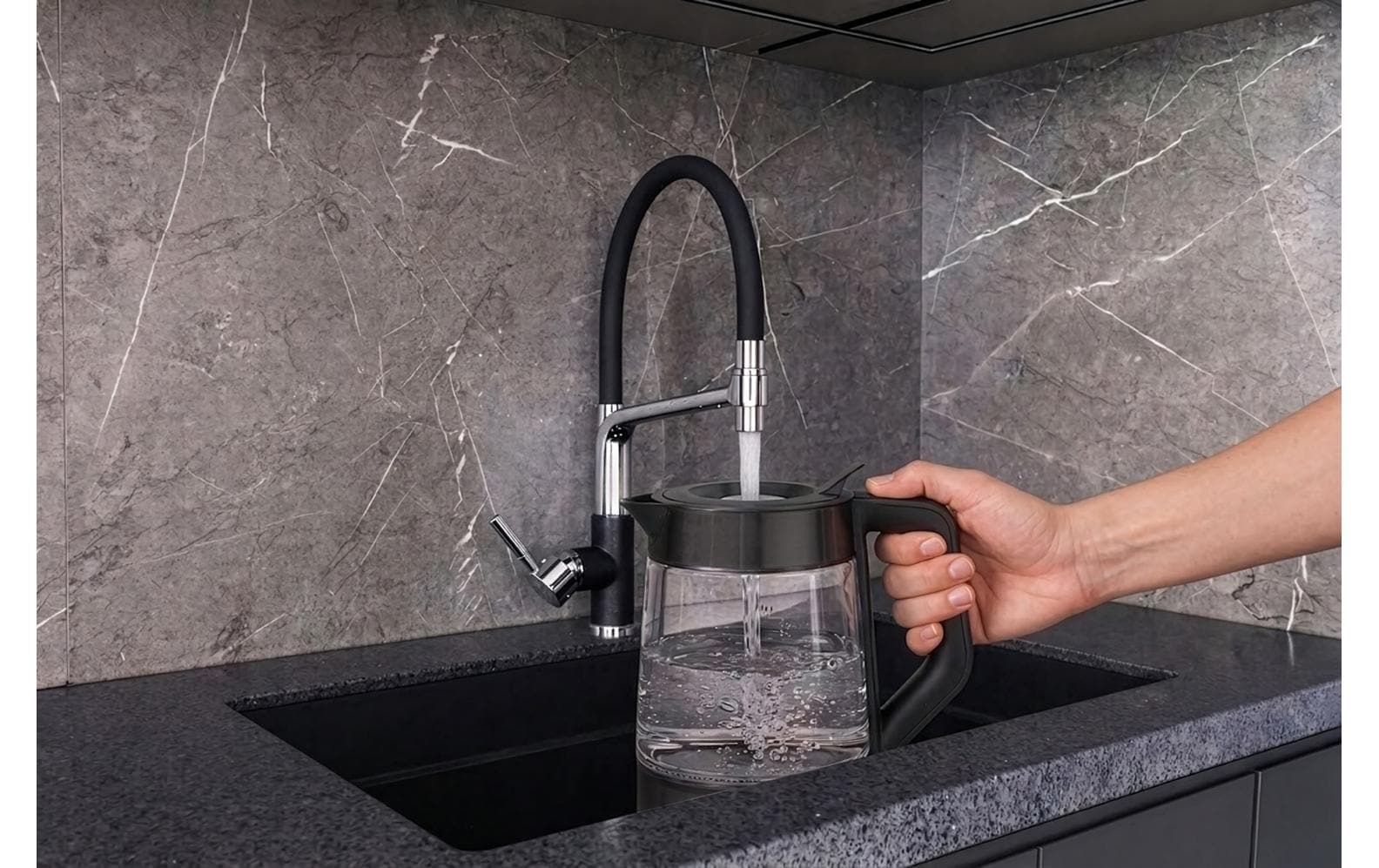 Trisa Chemin de table »Trisa Wasserkocher Compact Boil W71 Plus 1.7 l«