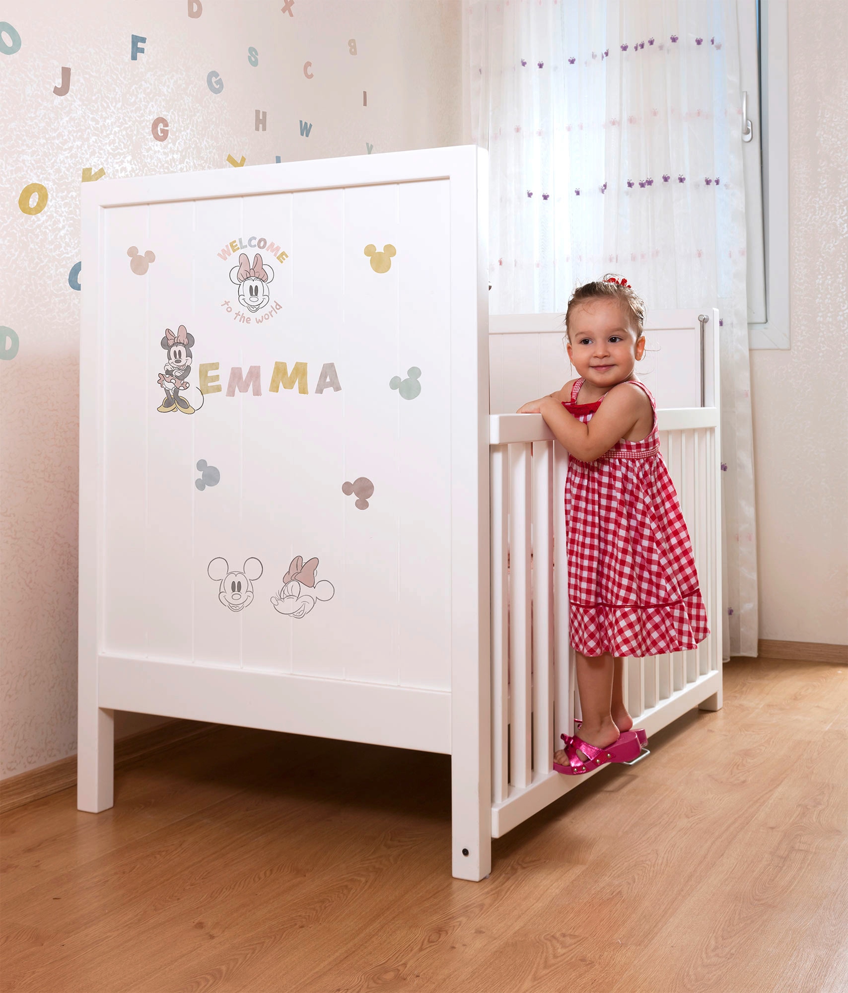 Komar Wandtattoo »Mickey Alphabet - Grösse 50 x 70 cm«, (56 St.), selbstklebend, Wandsticker, Kinderzimmer