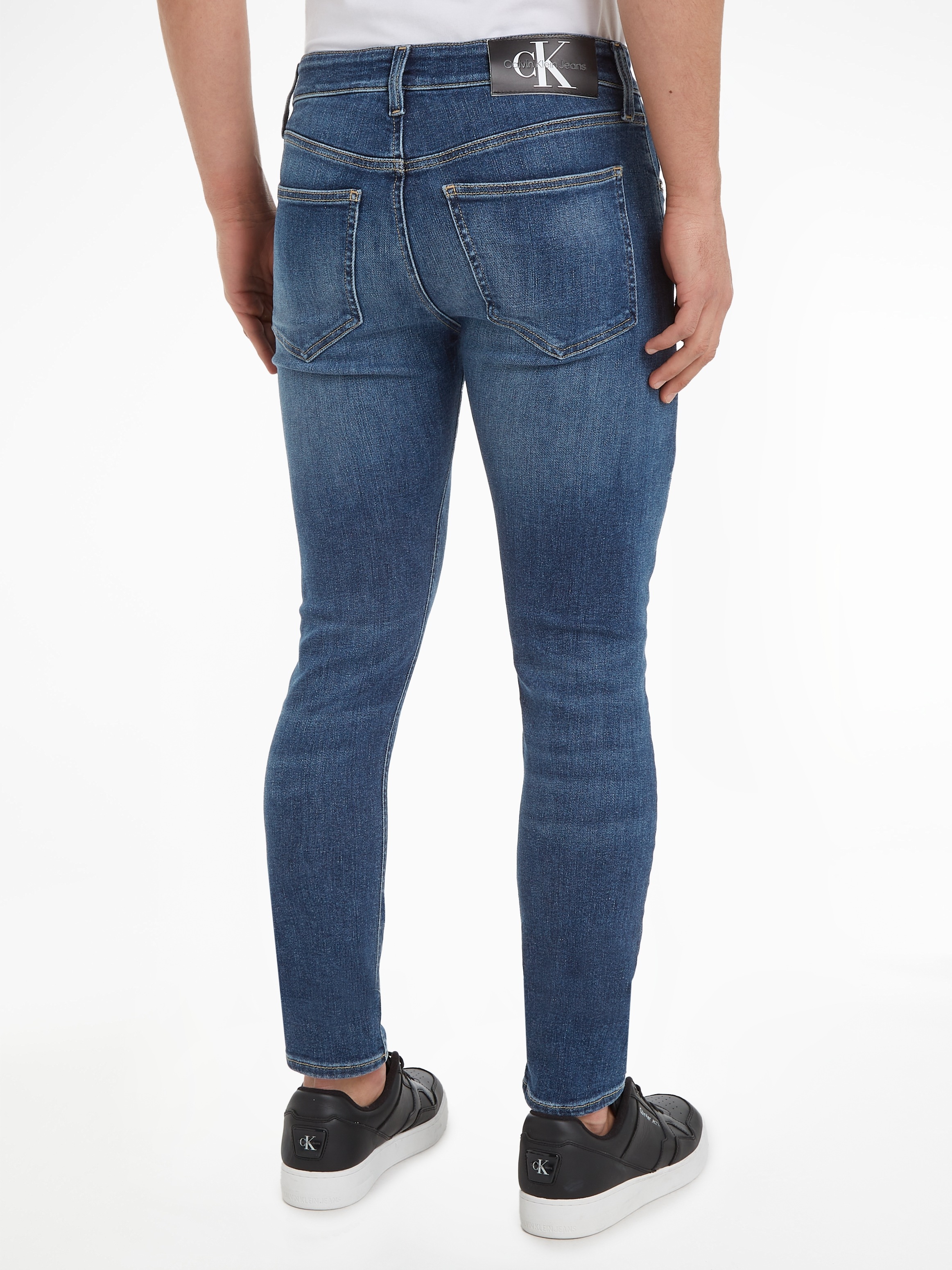 Calvin Klein Jeans Skinny-fit-Jeans »SKINNY«, mit Leder-Badge