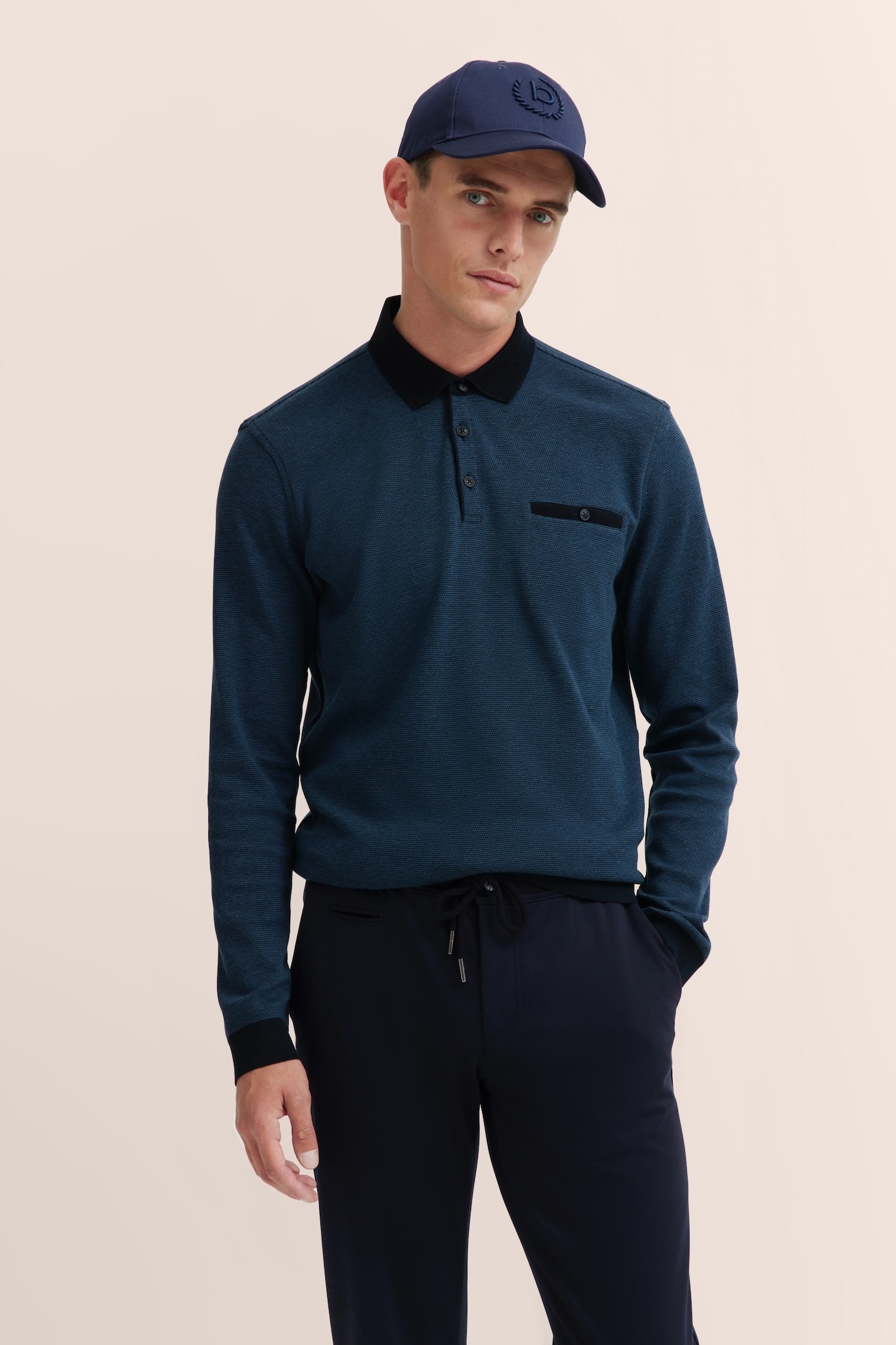 Image of bugatti Langarm-Poloshirt mit Strukturkragen