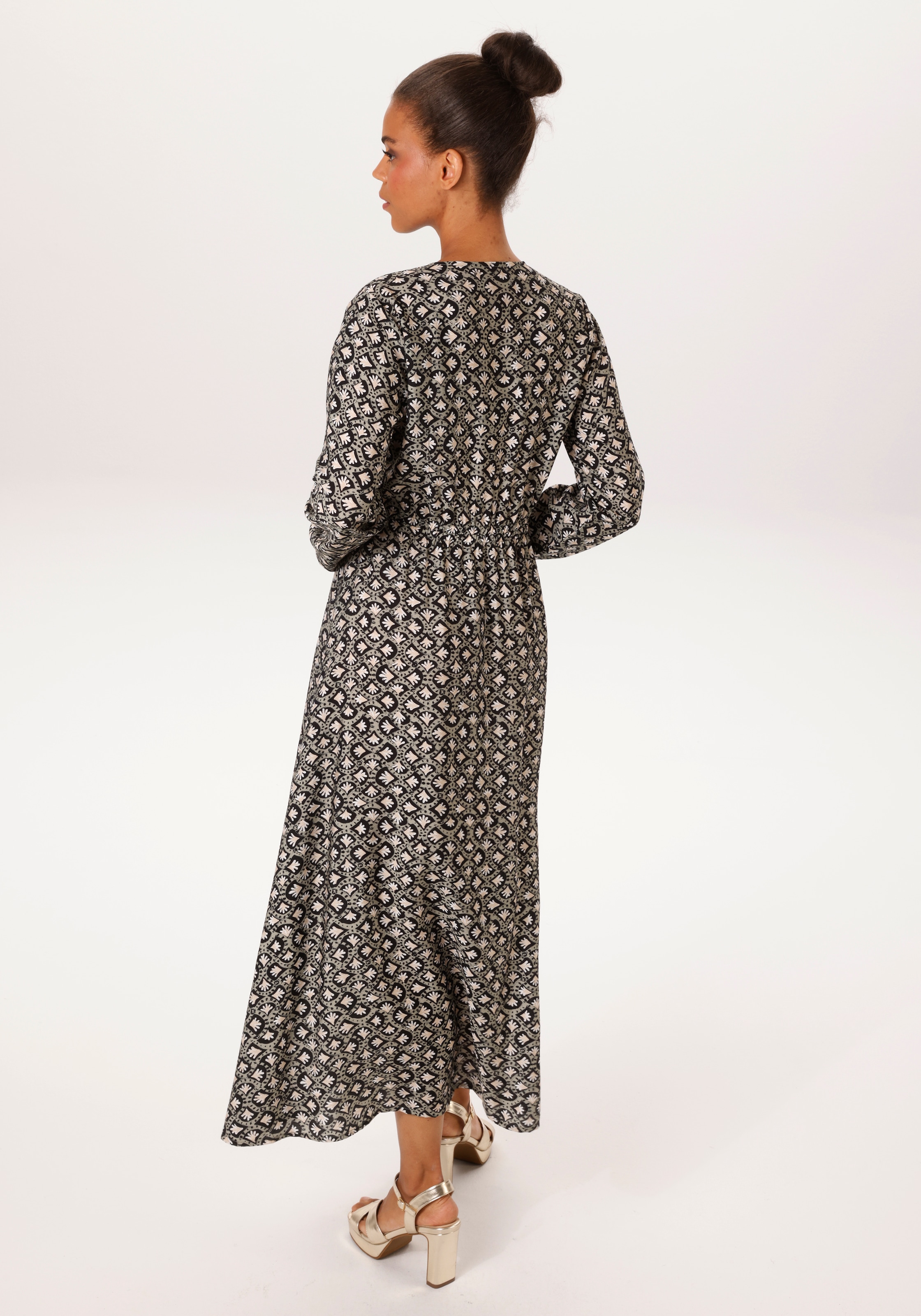 Aniston CASUAL Maxikleid mit fantasievollen, grafischen Druck - NEUE KOLLEKTION