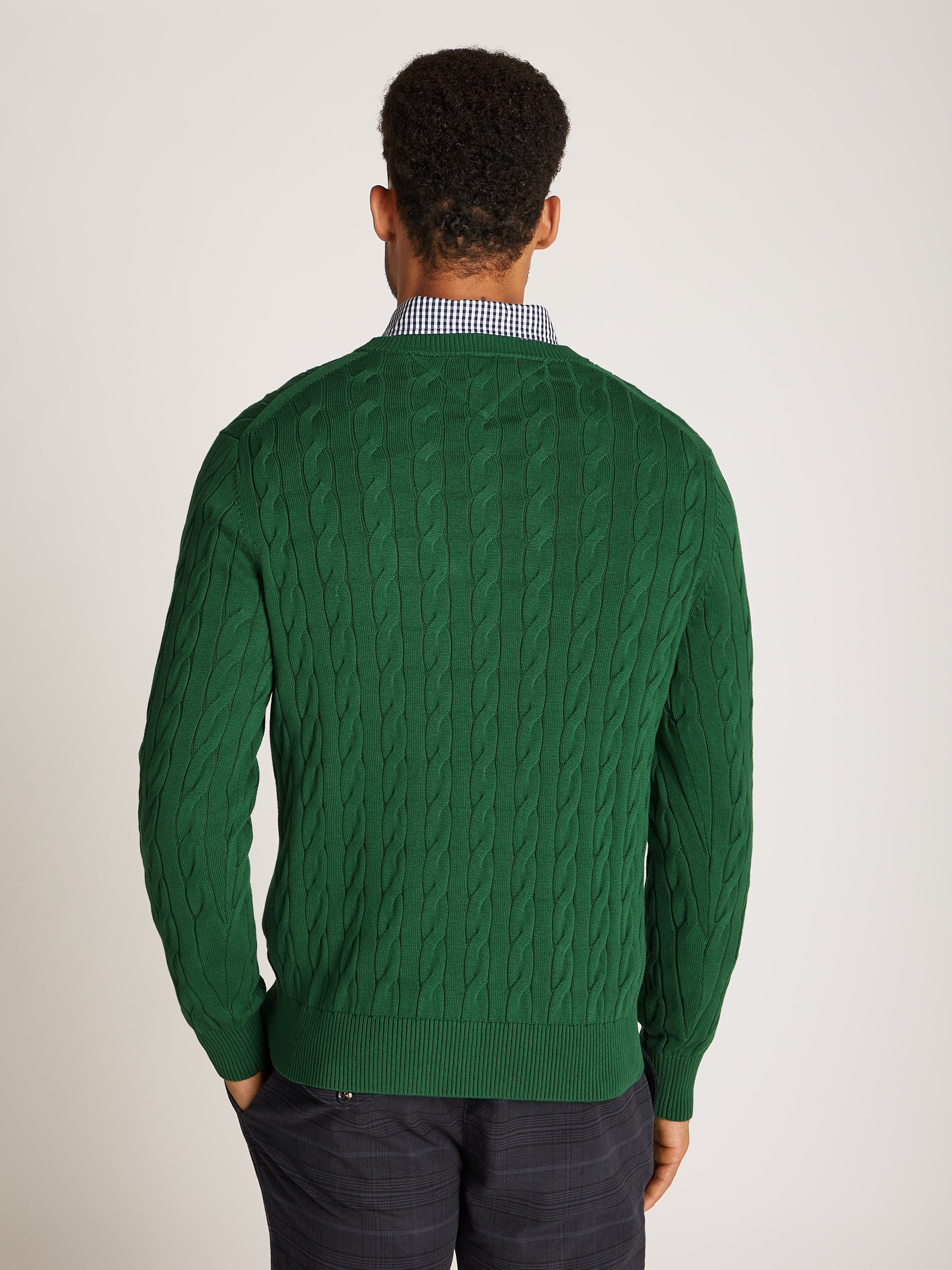 Tommy Hilfiger Strickpullover »CLASSIC CABLE CREW NECK mit Strukturstrick und Flaglabel«, unifarben, casual, regular fit, Baumwolle, Rundhals