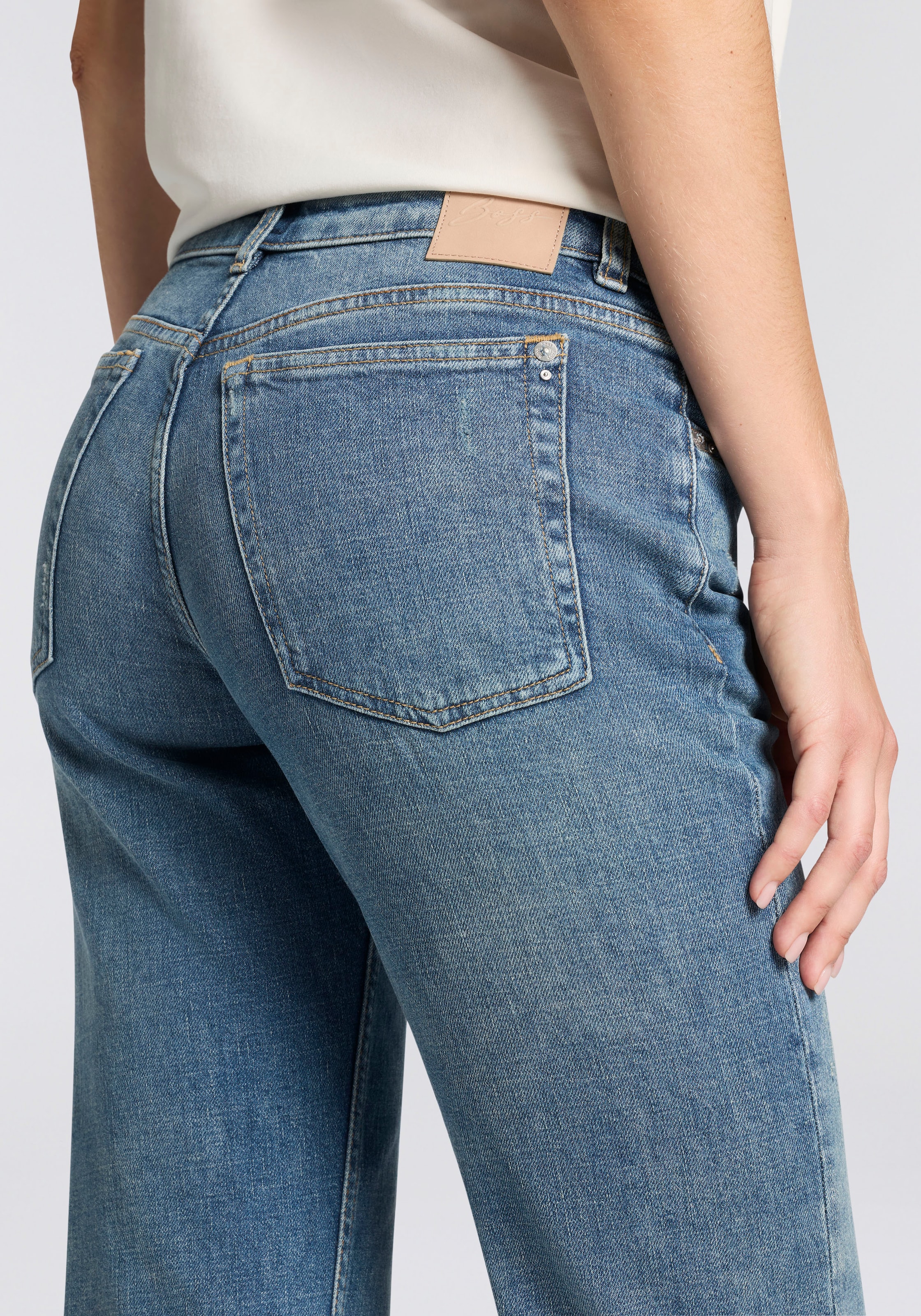 BOSS ORANGE Jeans bootcut »SOFT BOOTCUT LR Premium Damenmode«, Low Rise
