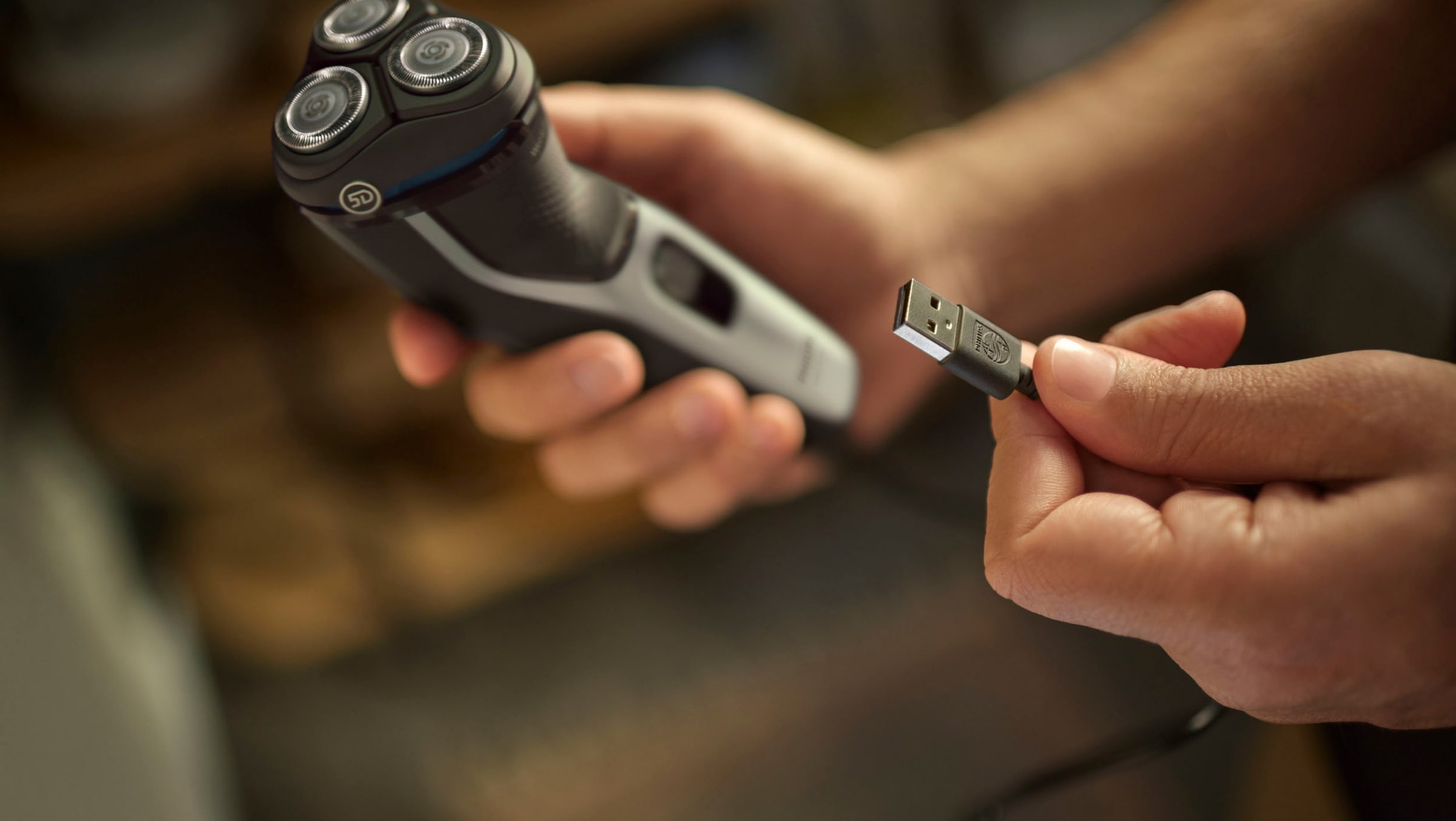 Philips Rasoirs électriques »Shaver Series 3000 S3143/00« 1 cuis Aufsätze Tondeuse de précision escamotable 5-dimensional bewegl. Flex-Scherköpfe, Schutzkappe