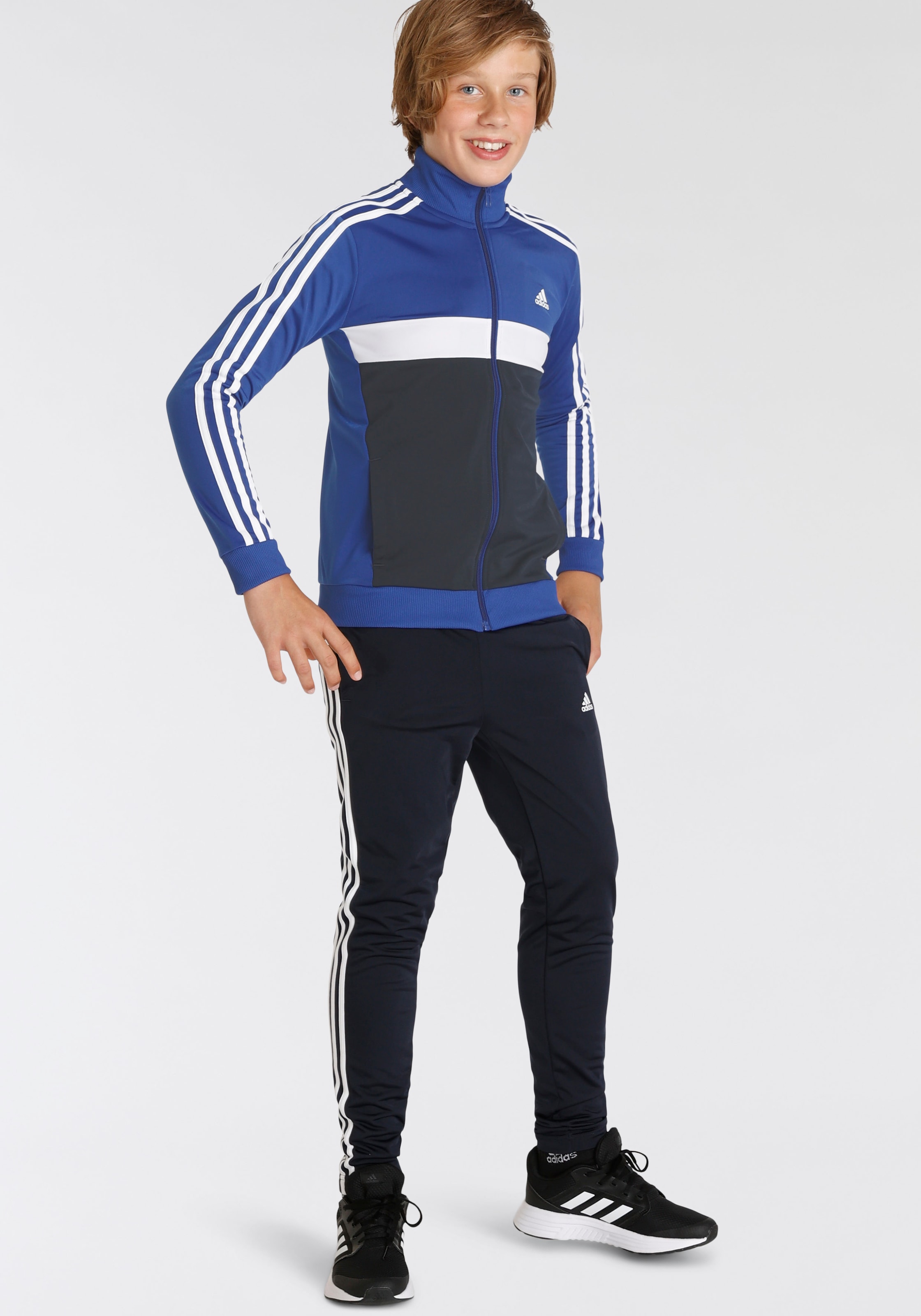 ♕ adidas Sportswear auf Trainingsanzug (2 versandkostenfrei TIBERIO«, 3-STREIFEN tlg.) »ESSENTIALS