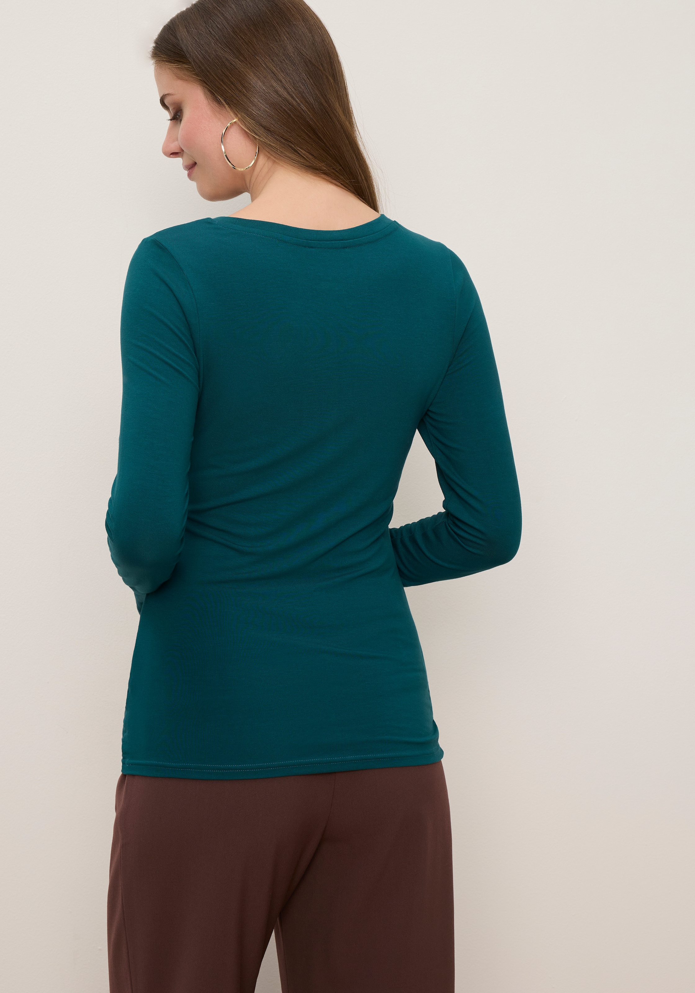 Tamaris T-shirt à manches longues »aus elastischer Viskosemischung, figurbetonte Passform« t-shirt basique à manches longues avec col rond