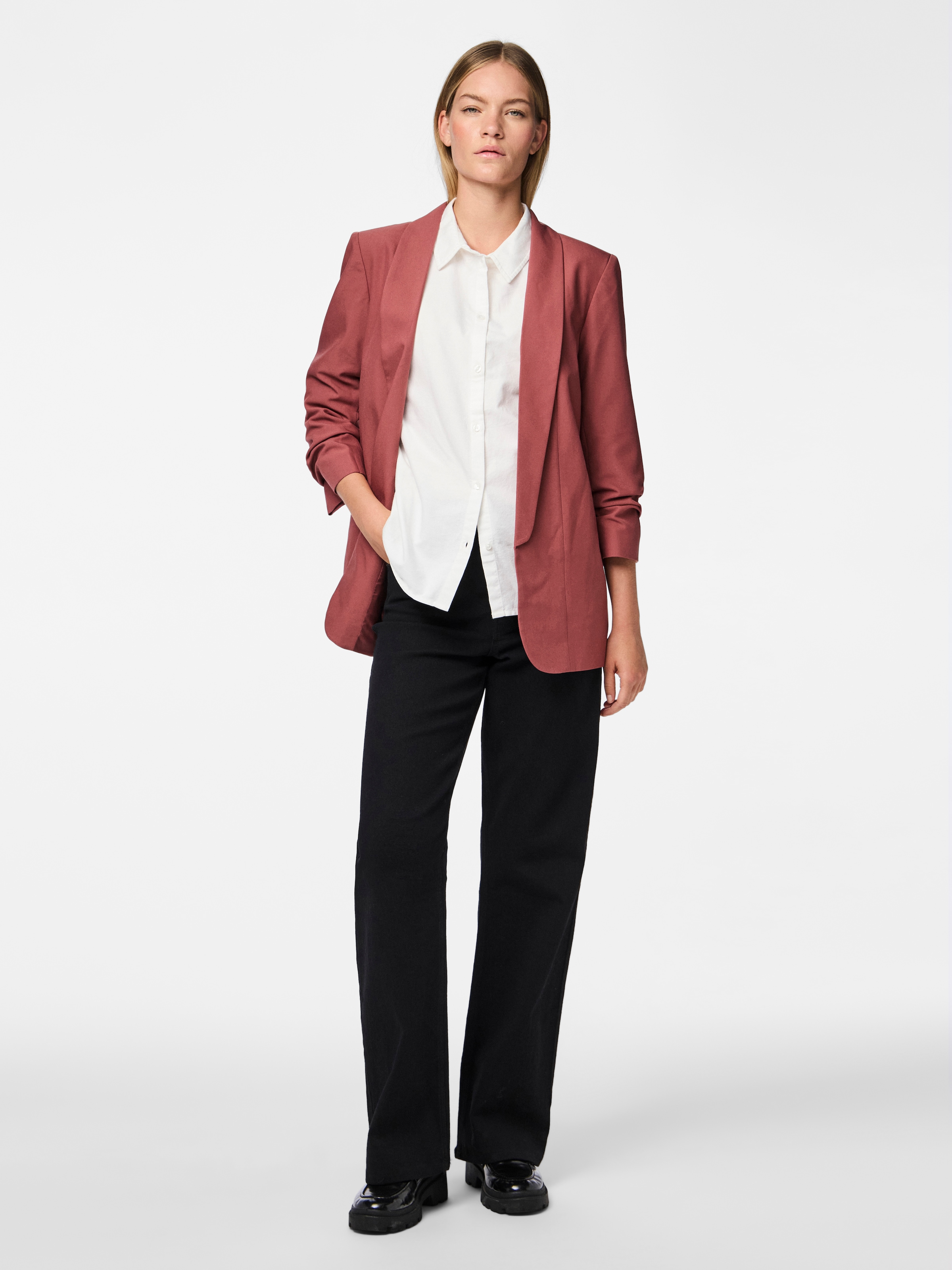 pieces Blazer chemisier »PCBOSELLA 3/4 BLAZER NOOS« mit Faltendetail am Ärmel