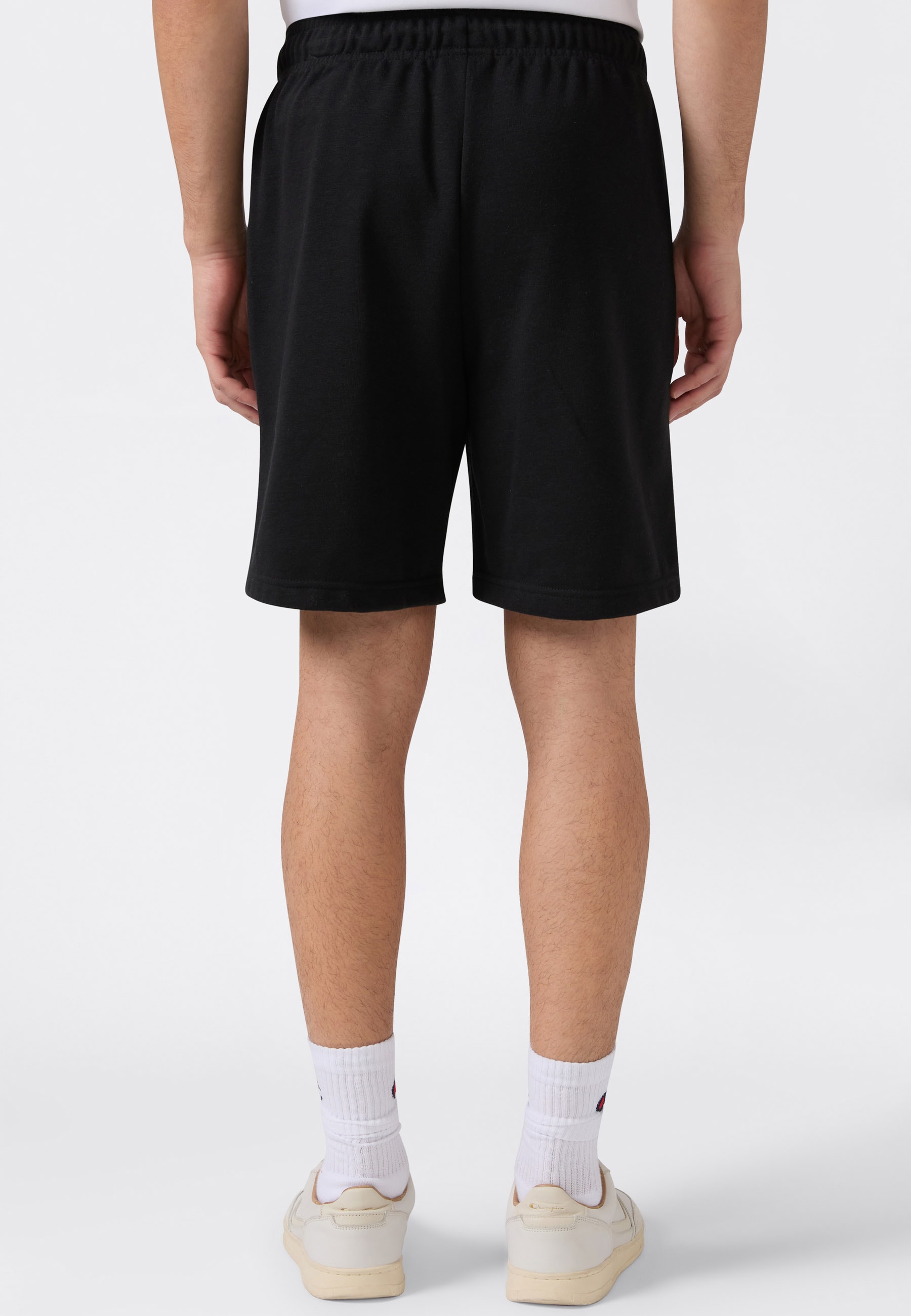 Champion Sweatshorts »SPORTWEAR SHORTS Standard Fit«  avec coupe courte, pour la vie quotidienne et l'entraînement, coupe standard
