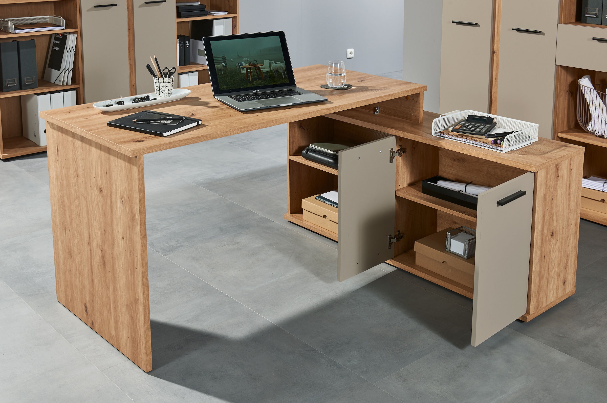 BEGA OFFICE Schreibtisch »Kanada, BxHxT 160x74x130 cm« 1 Stk. tlg. wechselseitig montierbar, Softclose für Türen, Breite: 160cm