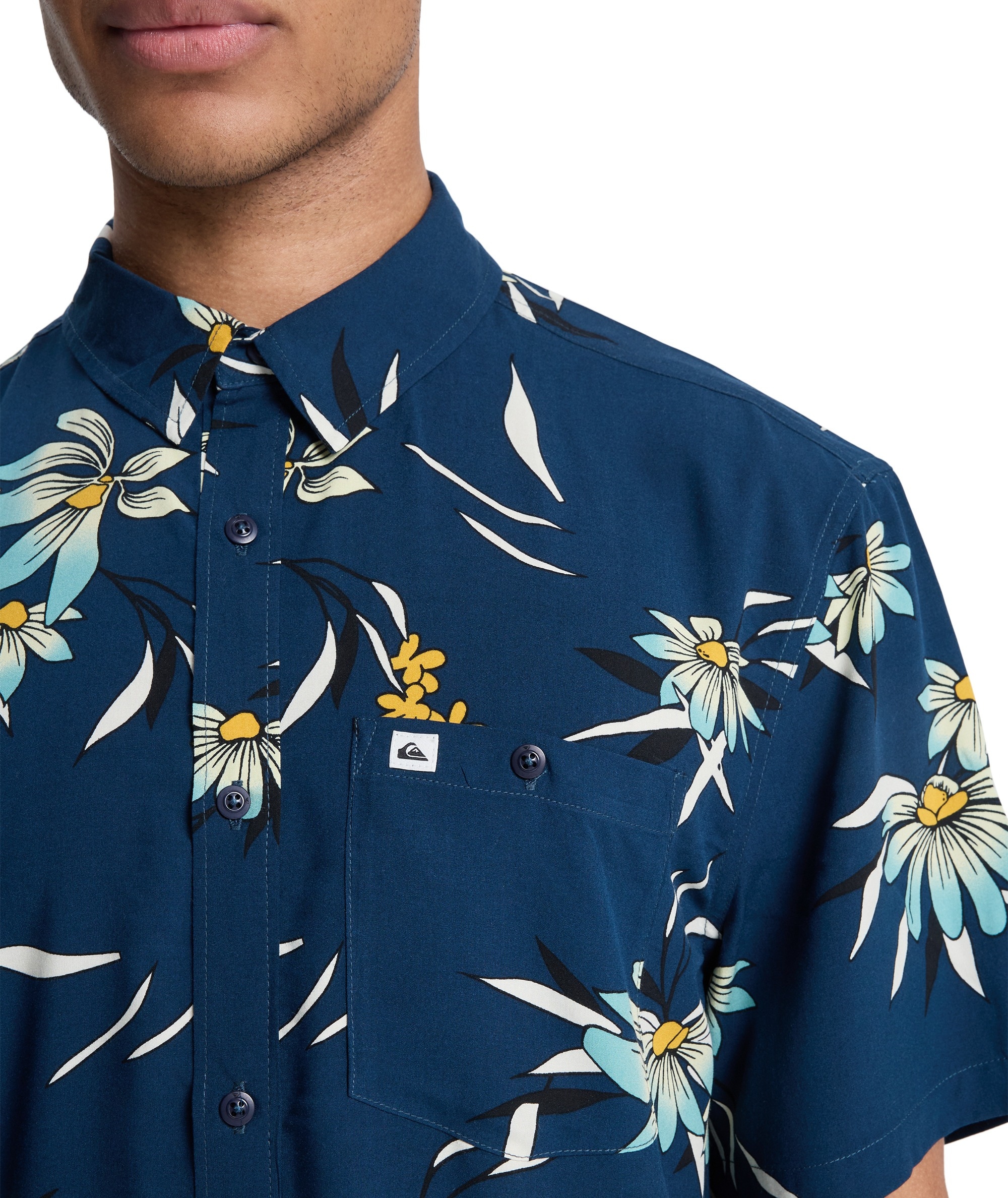 Quiksilver Kurzarmhemd »COASTAL FLORAL SHORT SLEEVE« Kurzarmhemd für Sportmode, Sommermode und Strandmode, aus Viskose