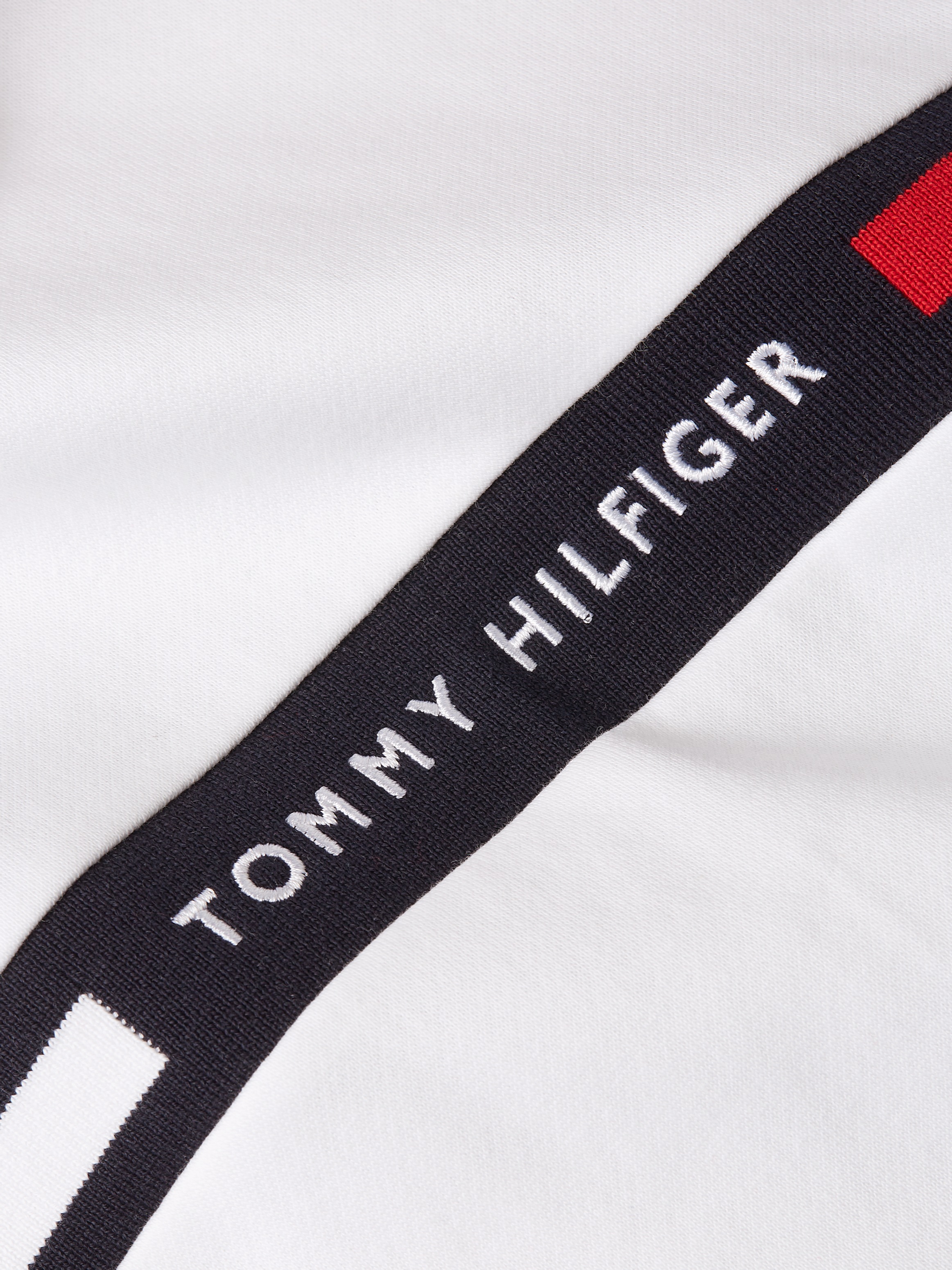 Tommy Hilfiger Kapuzensweatshirt »HILFIGER CHEST INSERT HOODY mit Kapuze und Logoschriftzug«, unifarben, casual, regular fit, Baumwollmix, Kapuze